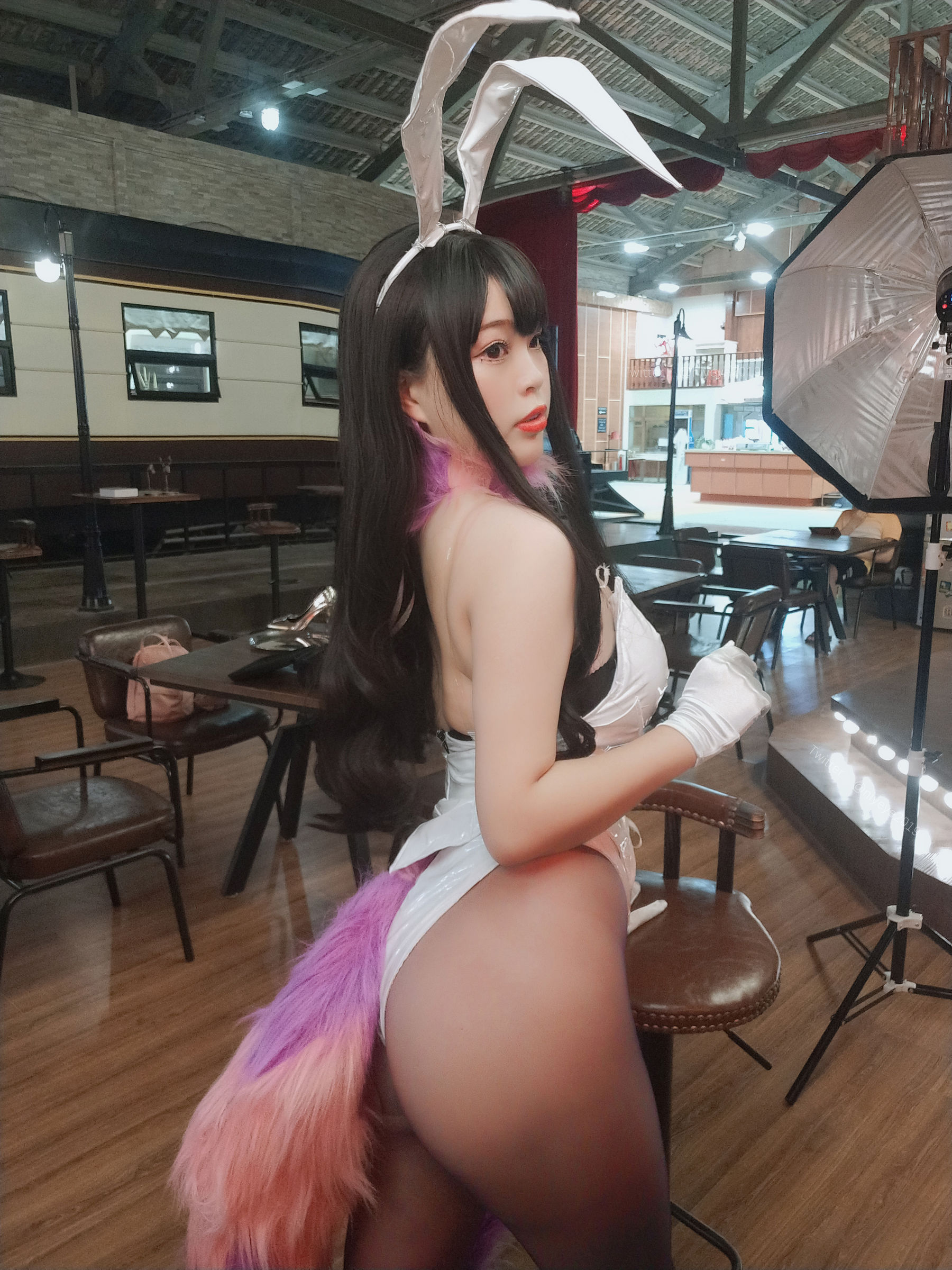[网红COSER] 萌系小姐姐-白烨-&耶米西奶露 - 恶魔姐姐