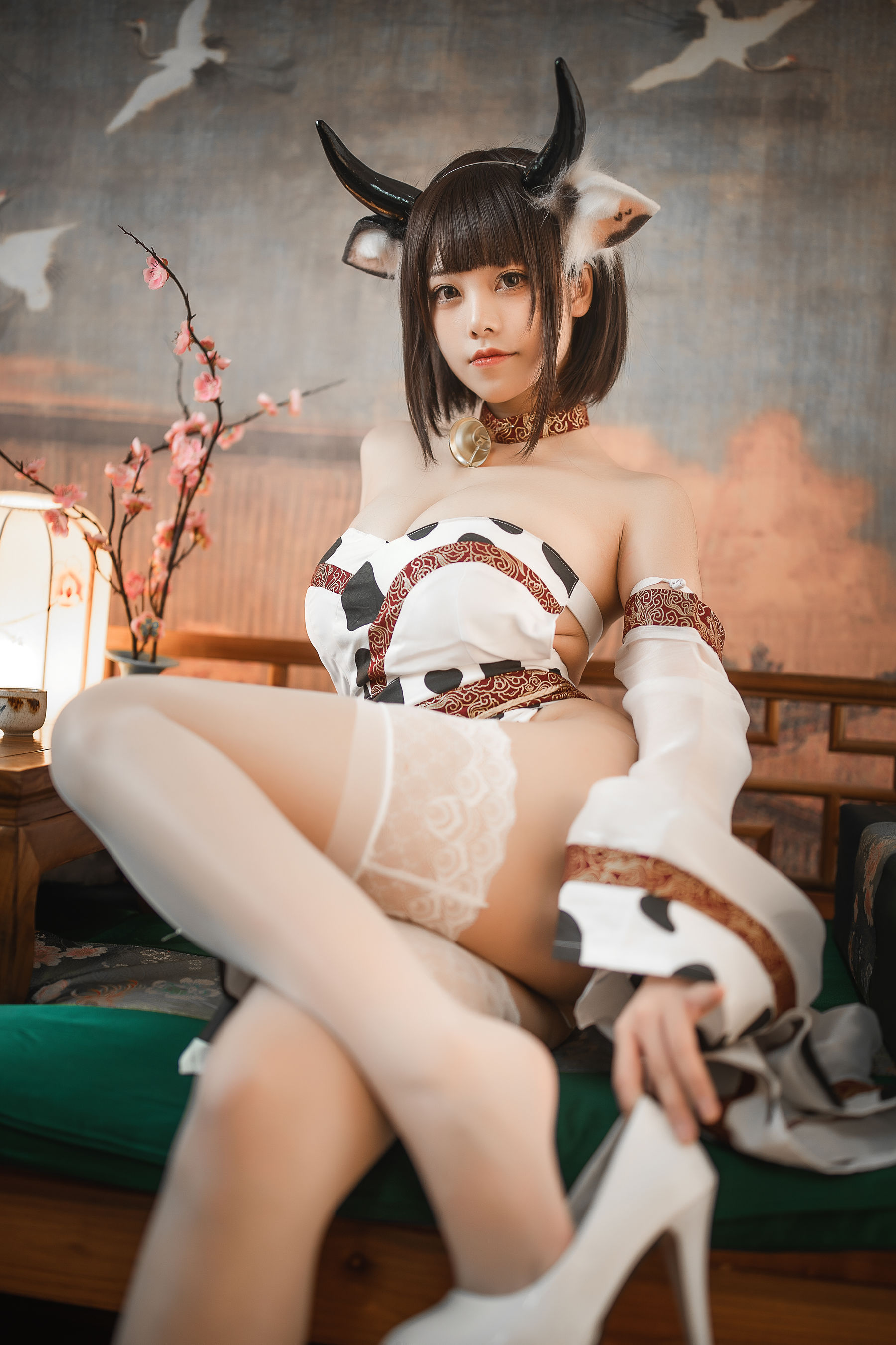 [网红COSER] 萌系小姐姐蜜汁猫裘 - 奶牛