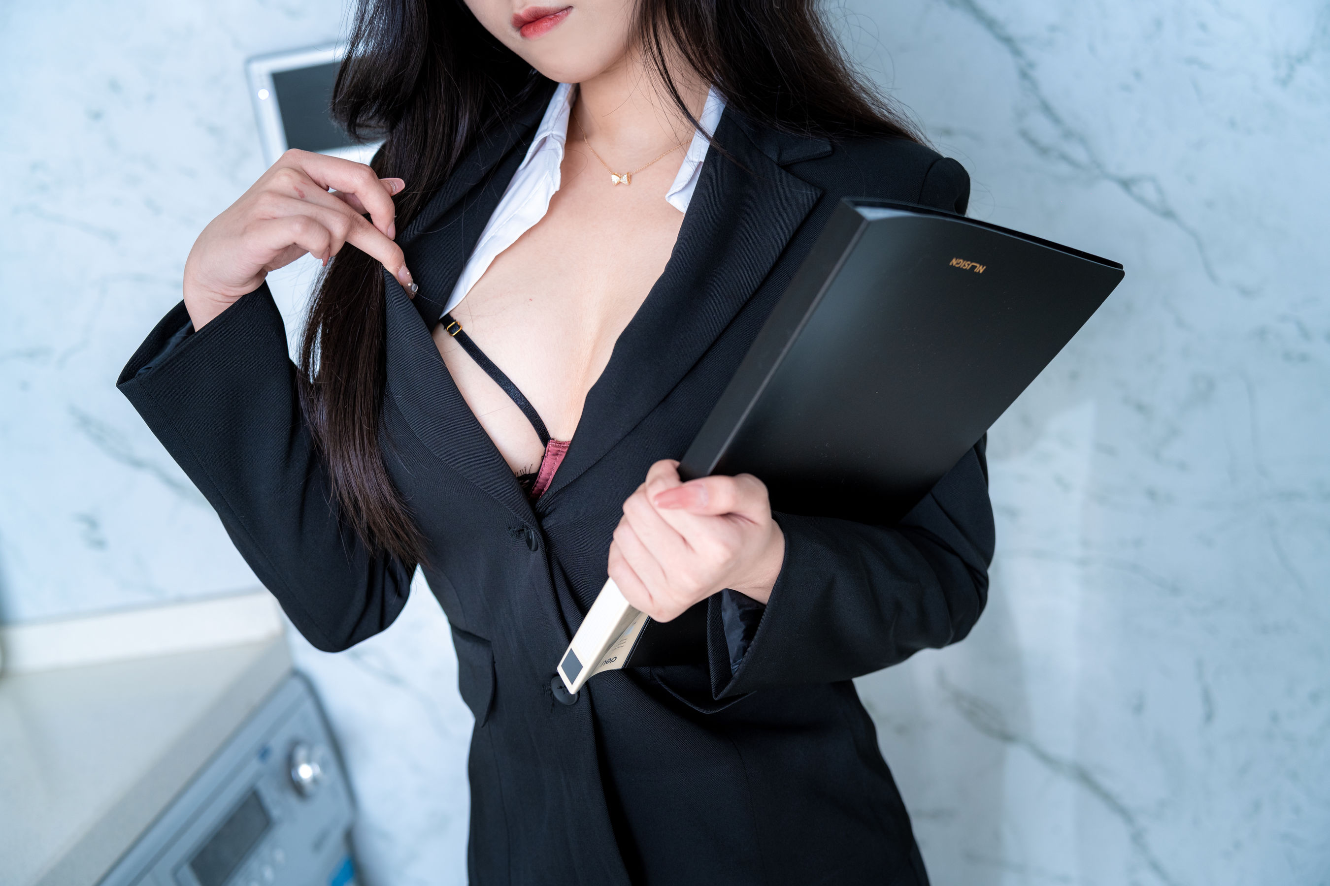 [网红COSER] 萌系小姐姐蜜汁猫裘 - 恶毒上司