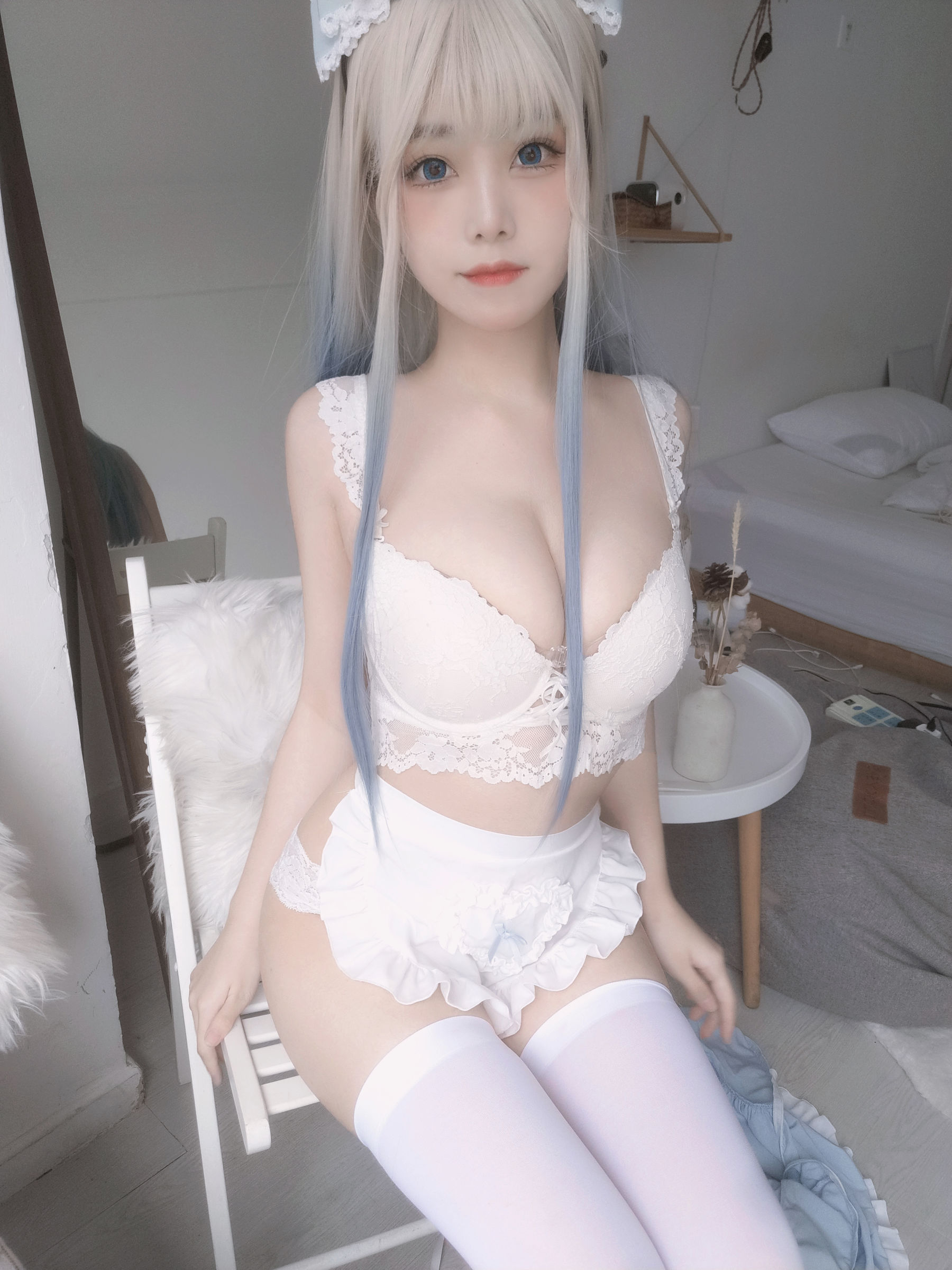 [网红COSER] 萌系小姐姐蜜汁猫裘 - 蓝女仆