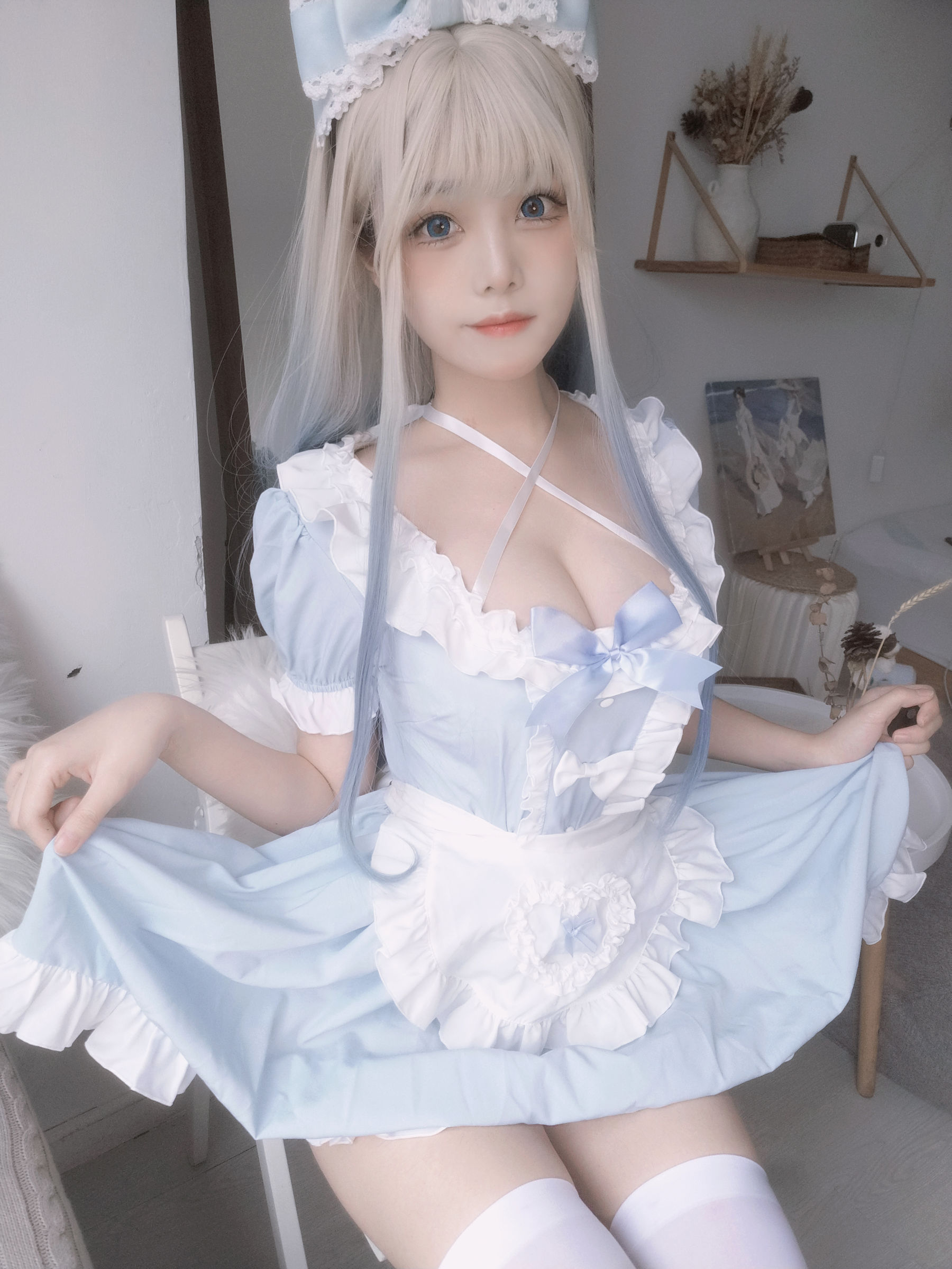 [网红COSER] 萌系小姐姐蜜汁猫裘 - 蓝女仆