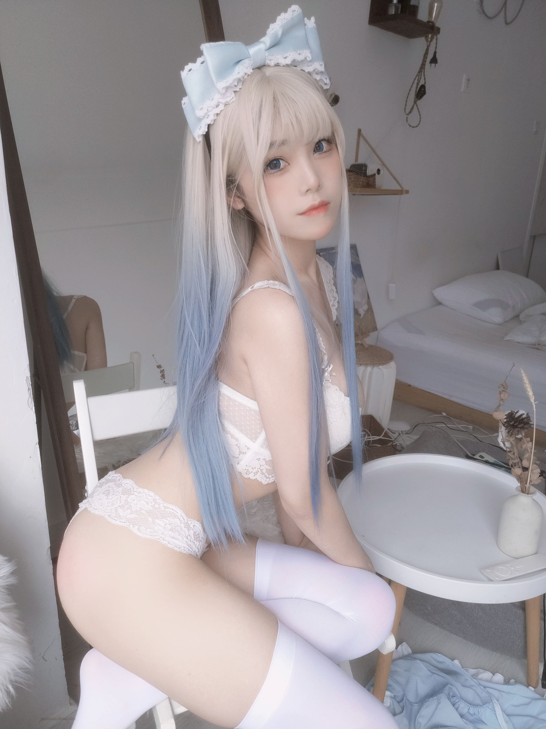 [网红COSER] 萌系小姐姐蜜汁猫裘 - 蓝女仆