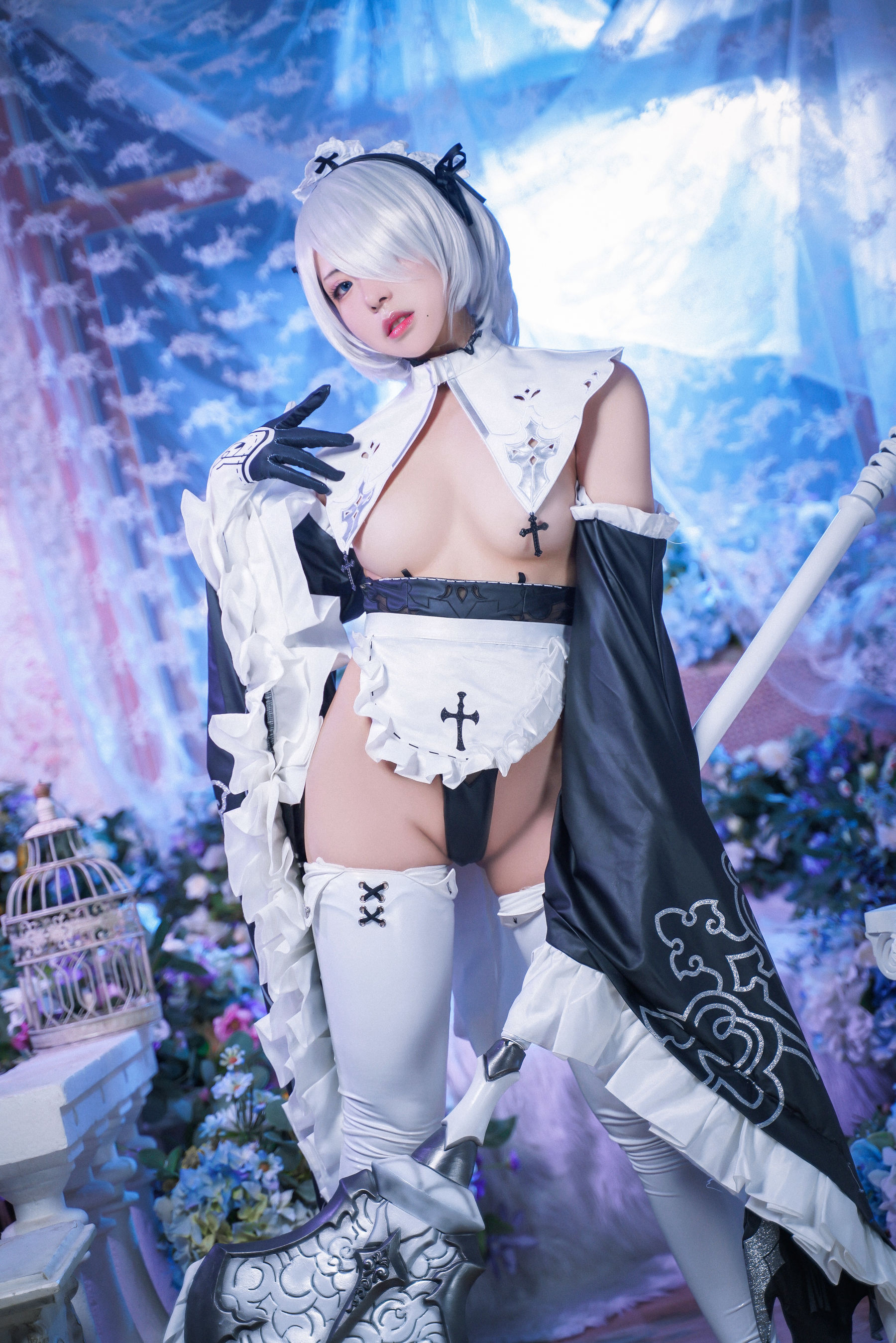 [网红COSER] 虎森森 - 2B女仆