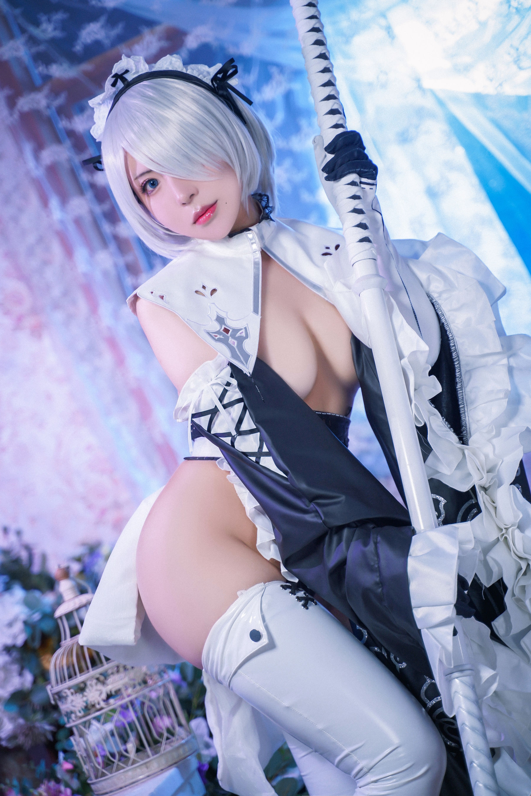 [网红COSER] 虎森森 - 2B女仆