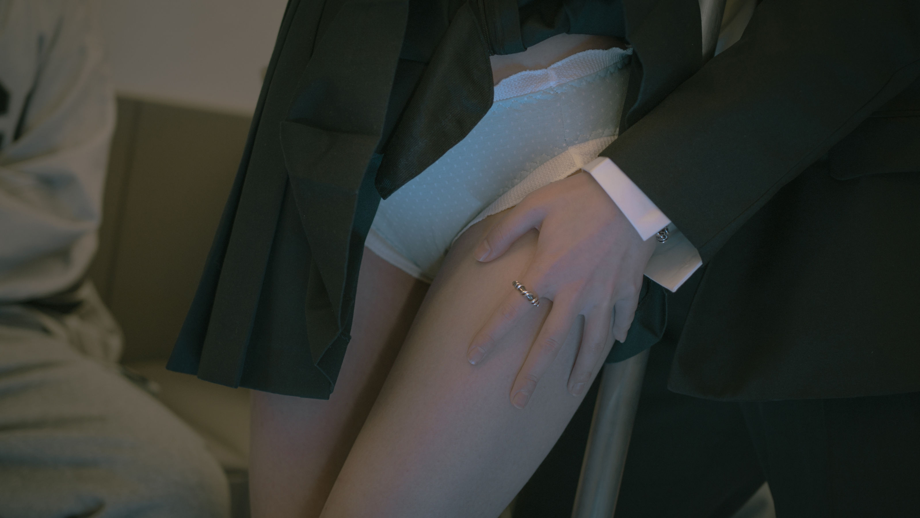 [网红COSER] 西园寺南歌写真 - 电车物语