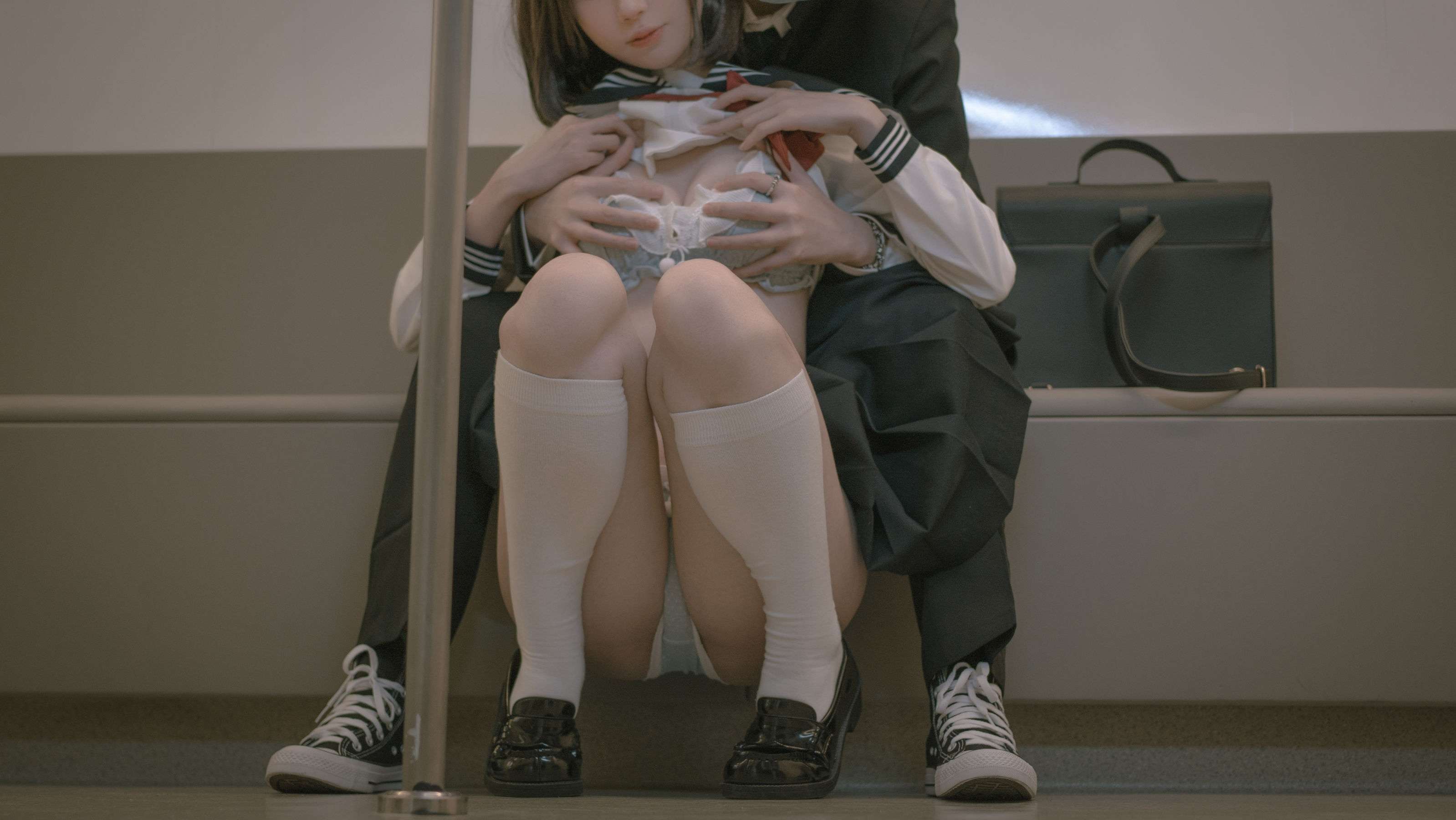 [网红COSER] 西园寺南歌写真 - 电车物语