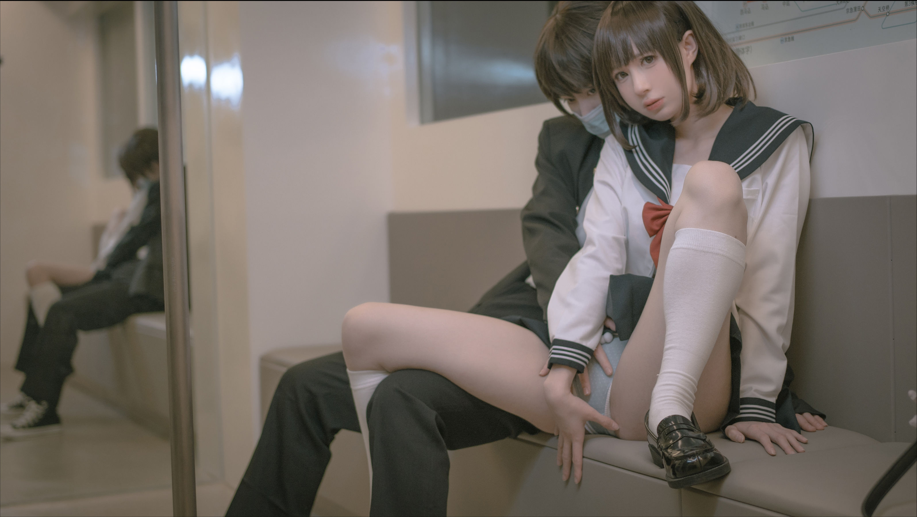 [网红COSER] 西园寺南歌写真 - 电车物语