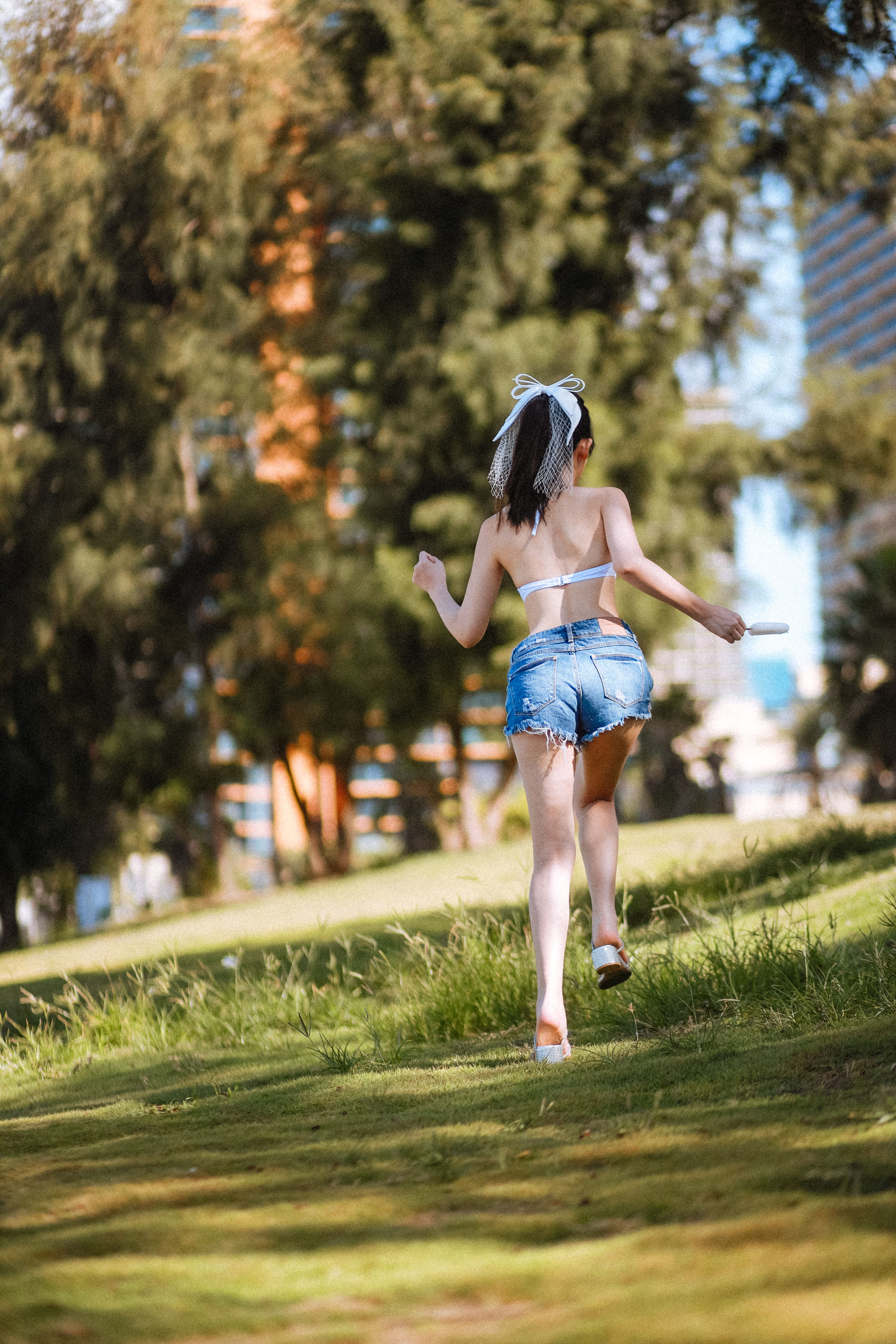 [网红COSER] 超人气Coser鳗鱼霏儿 - 海边