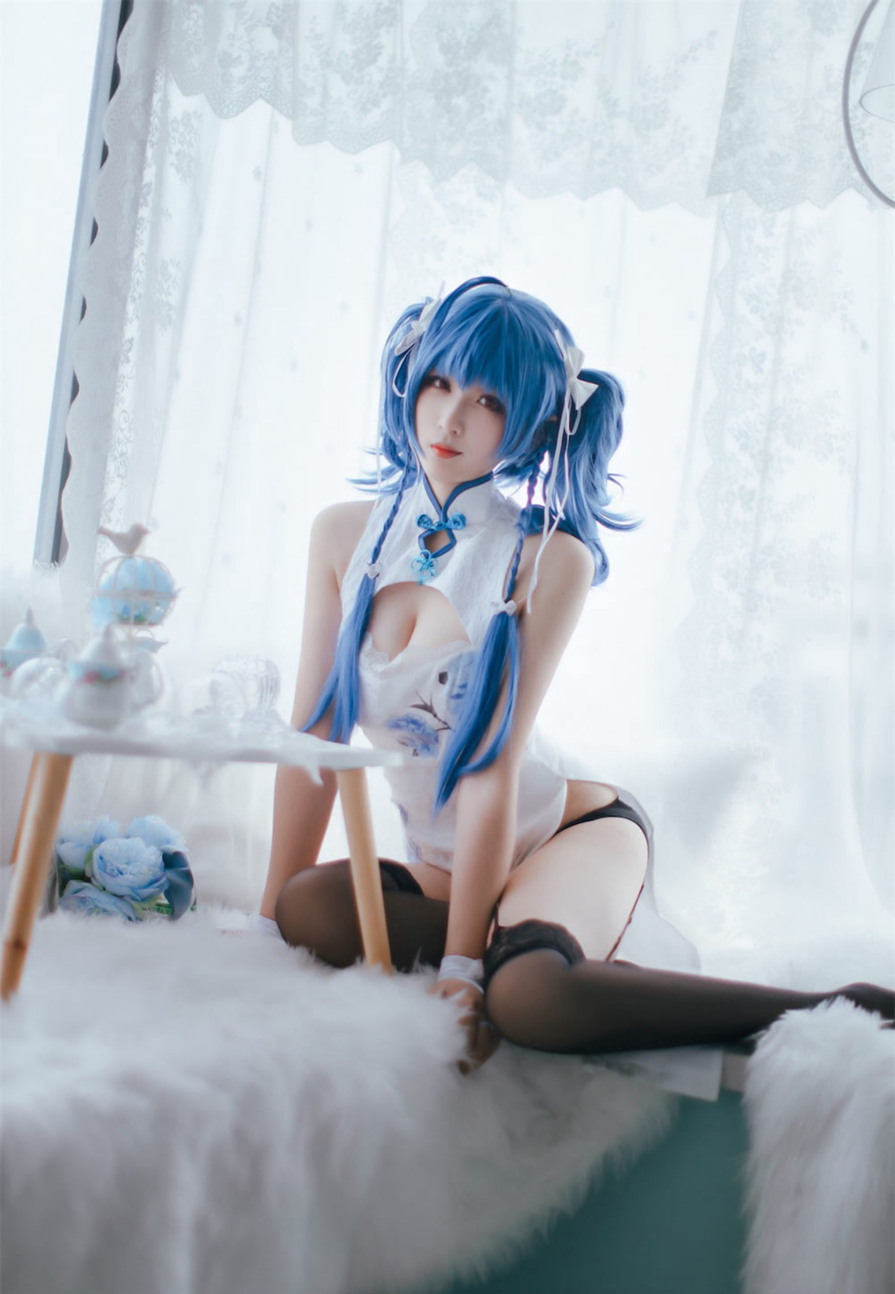 [网红COSER] 轩萧学姐 - 圣路易斯旗袍