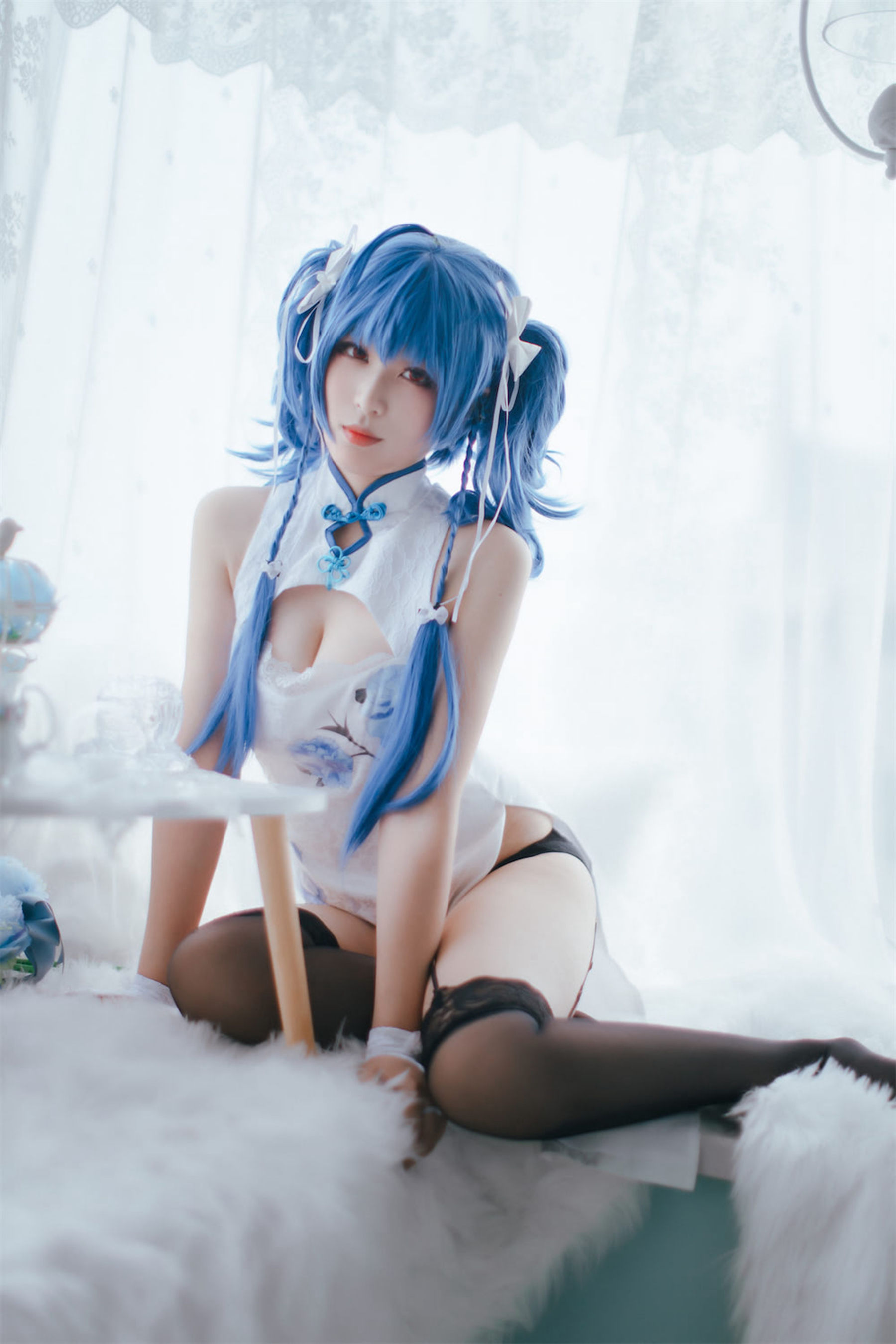 [网红COSER] 轩萧学姐 - 圣路易斯旗袍