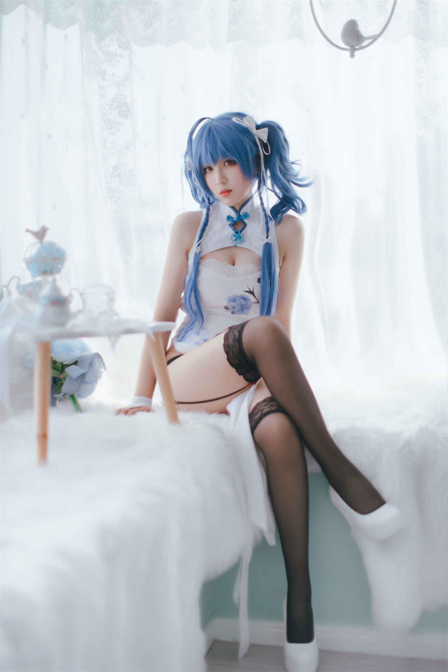 [网红COSER] 轩萧学姐 - 圣路易斯旗袍