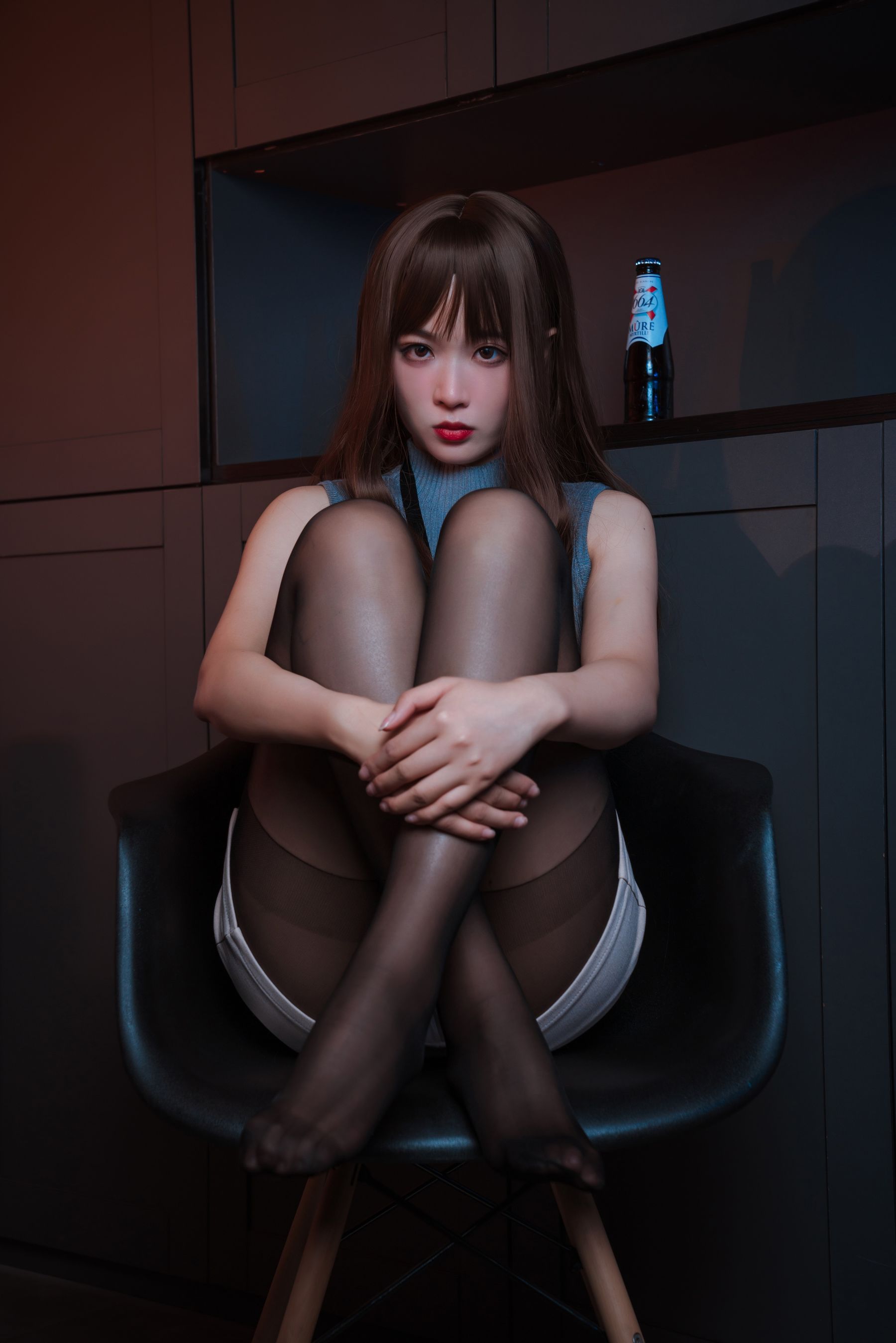 [网红COSER] 轩萧学姐 - 微醺喝醉了OL