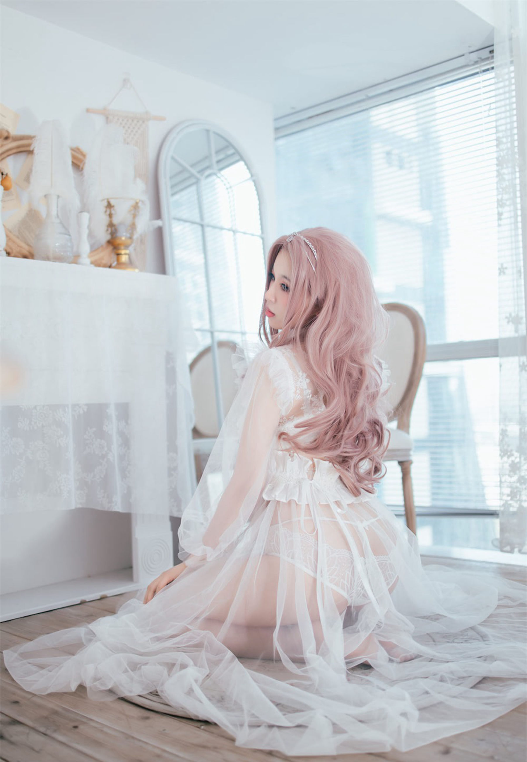 [网红COSER] 轩萧学姐 - 花嫁