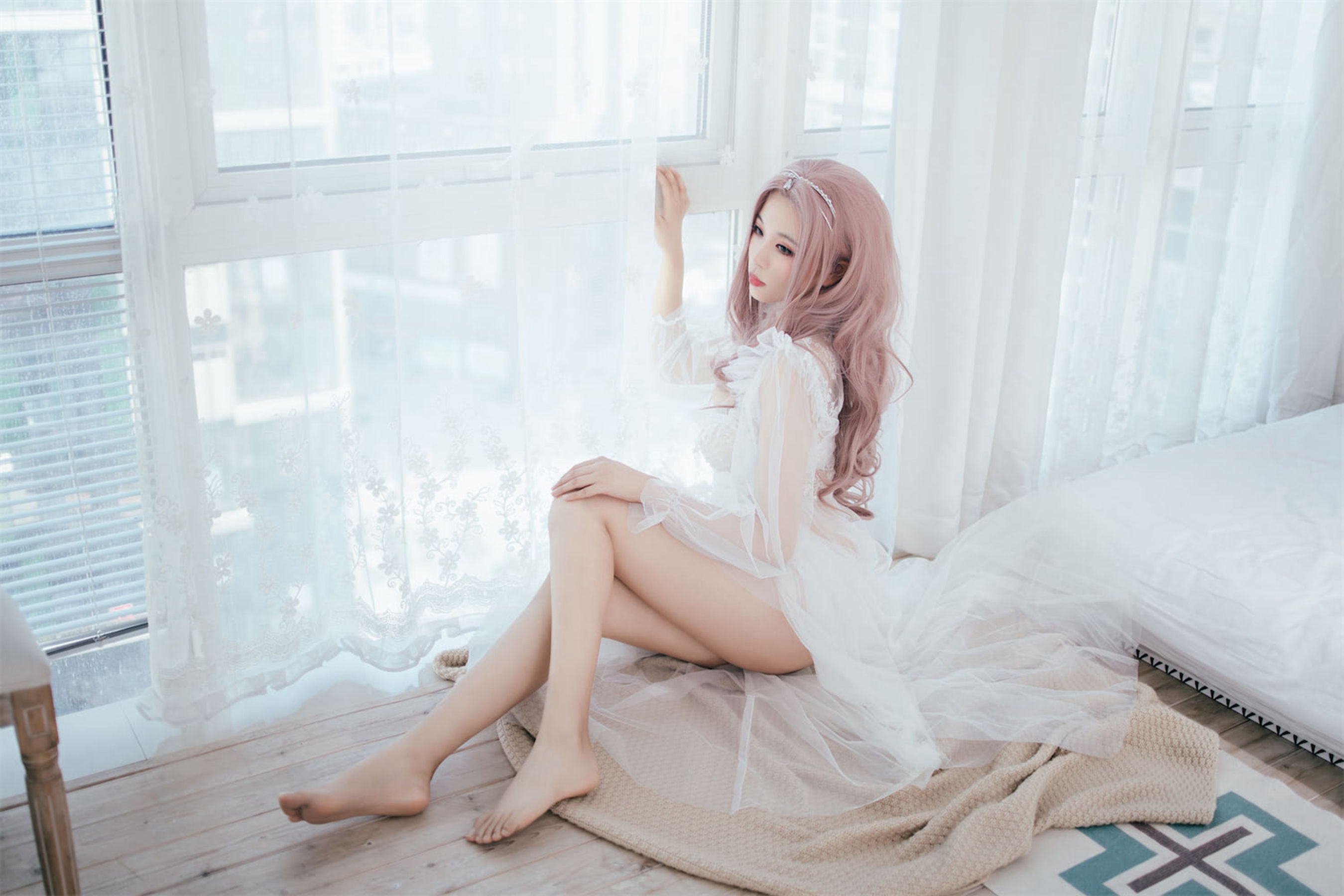 [网红COSER] 轩萧学姐 - 花嫁