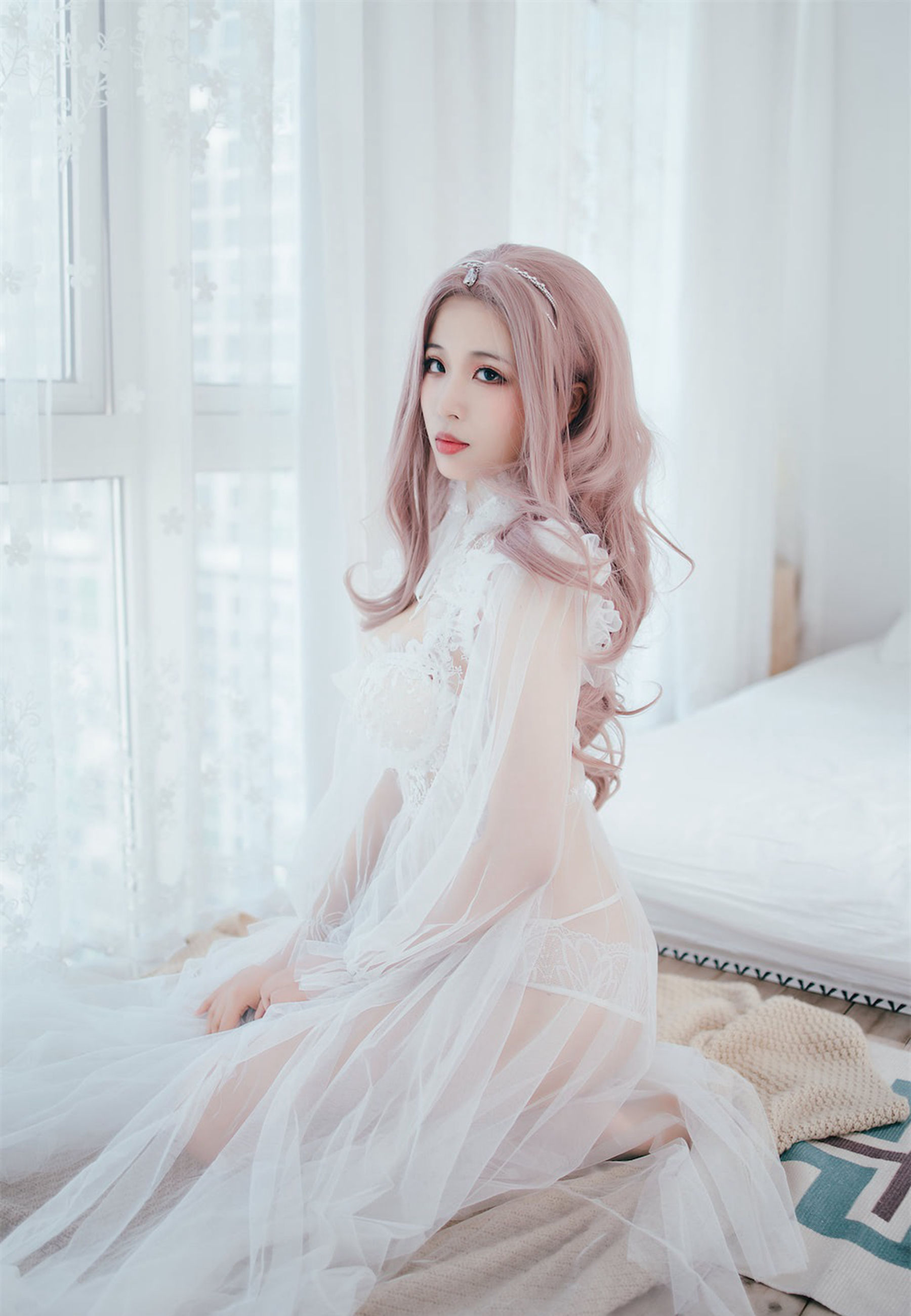 [网红COSER] 轩萧学姐 - 花嫁