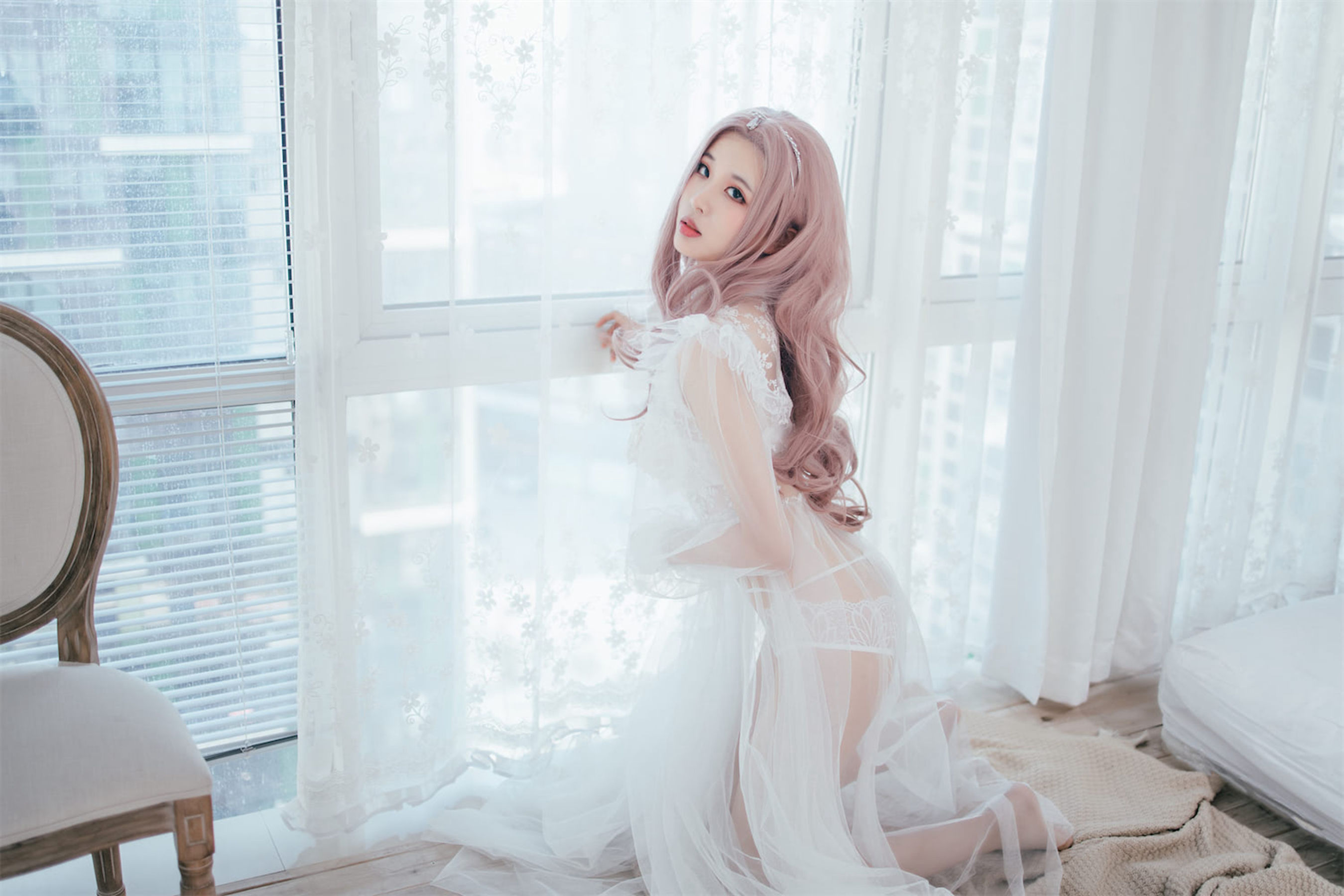 [网红COSER] 轩萧学姐 - 花嫁