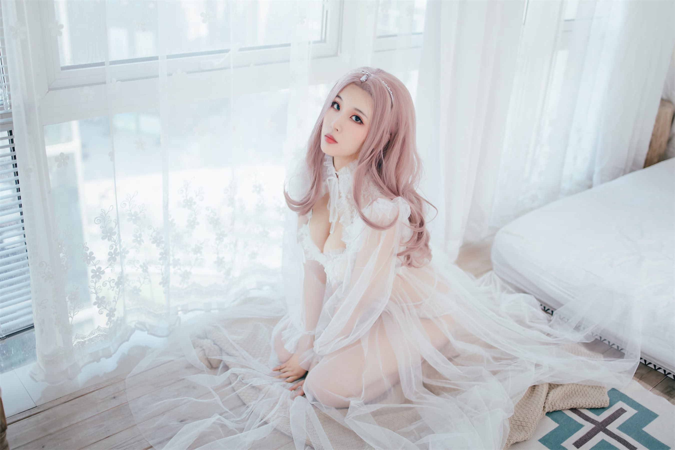 [网红COSER] 轩萧学姐 - 花嫁