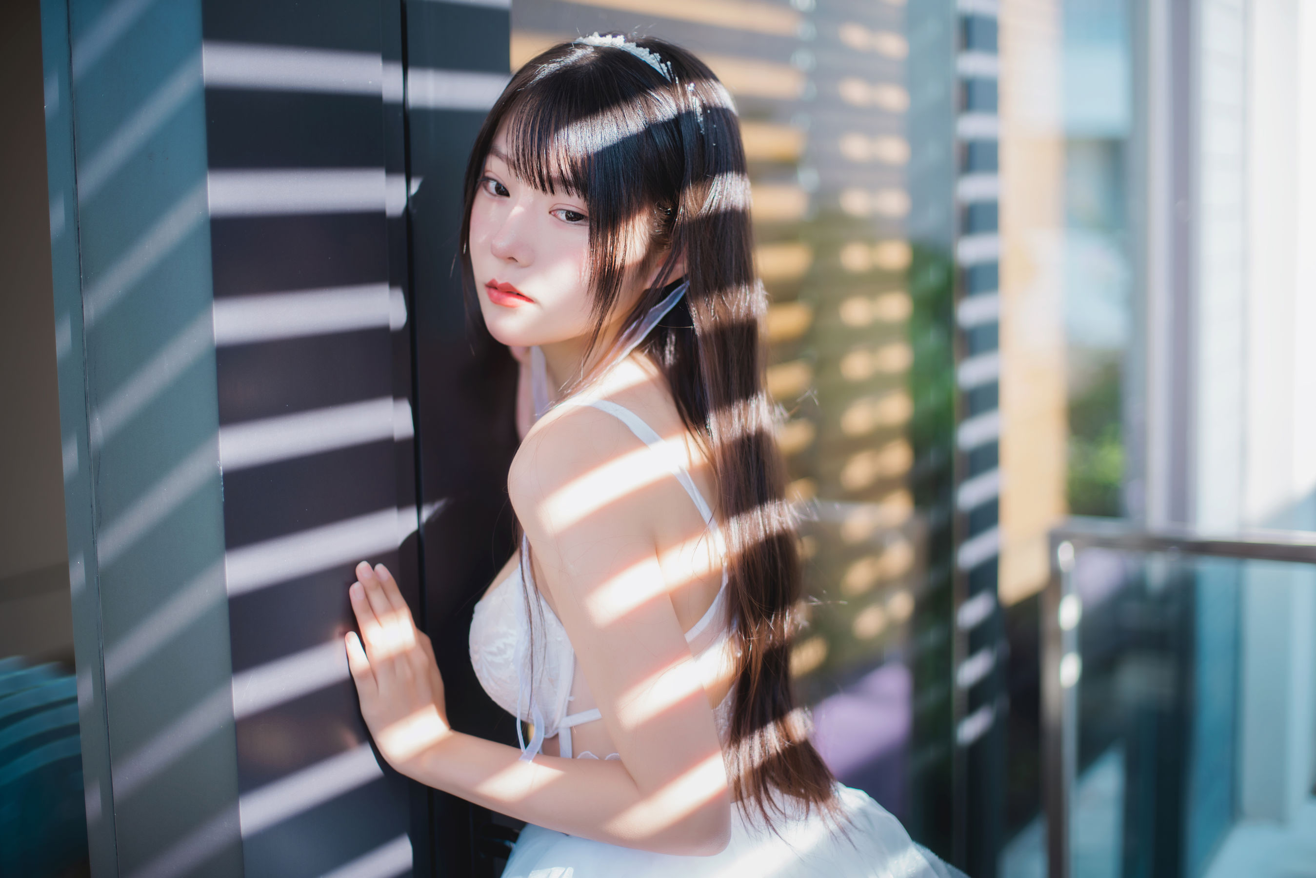 [网红COSER] 香草喵露露写真 - 杨枝甘露 白色纱裙
