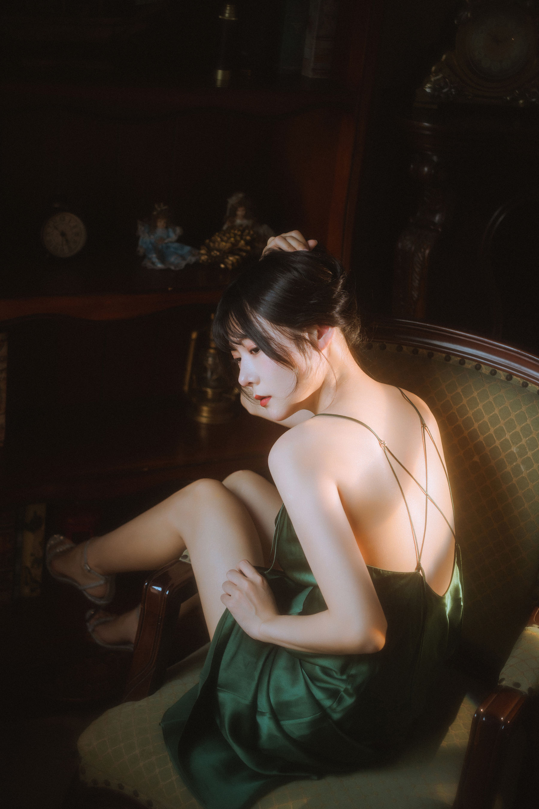 [网红COSER] 香草喵露露写真 - 杨枝甘露 绿色连衣裙