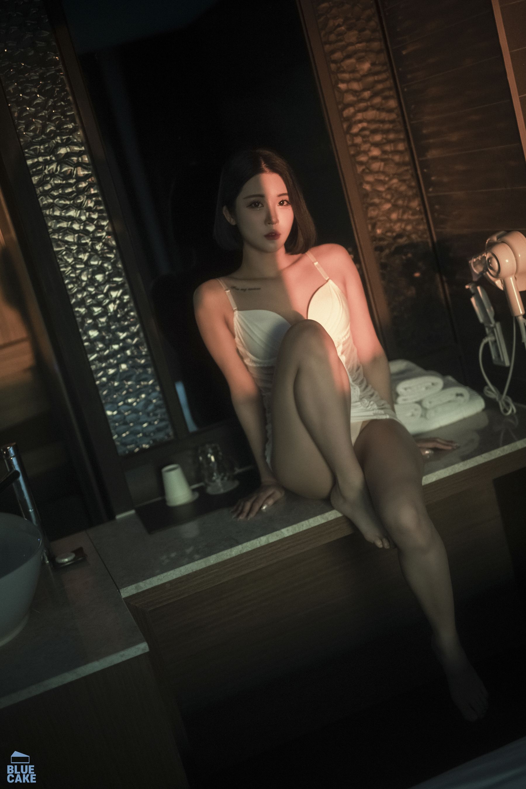 [BLUECAKE]  Bomi - Secret
