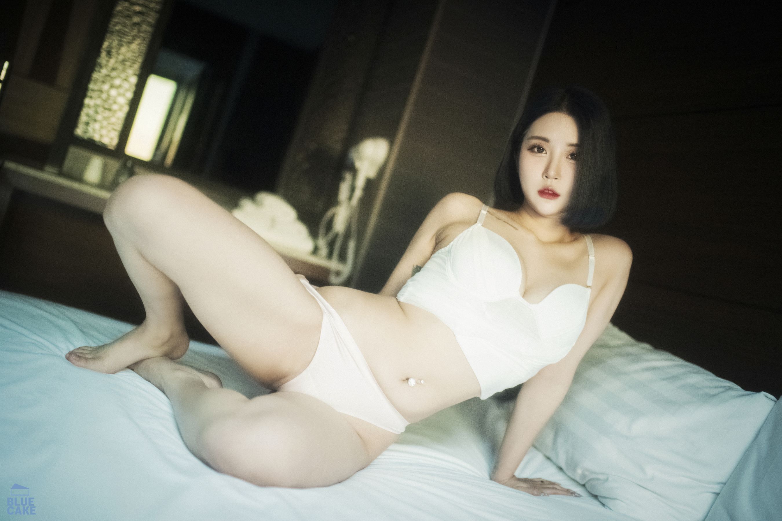 [BLUECAKE]  Bomi - Secret