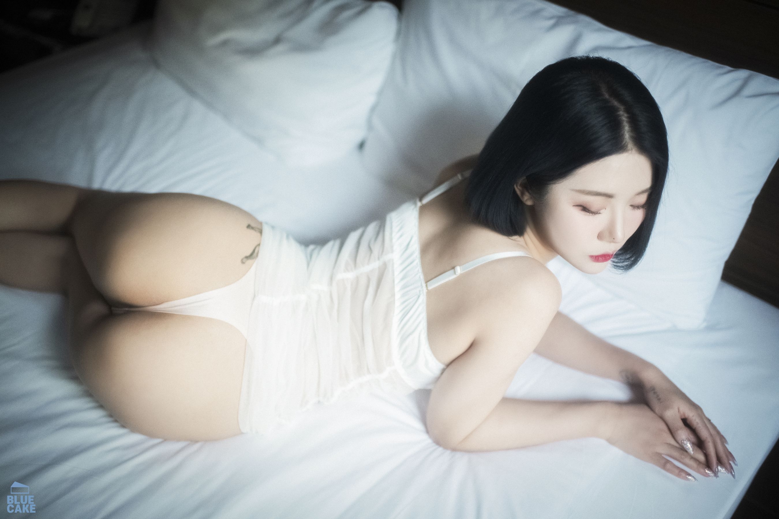 [BLUECAKE]  Bomi - Secret