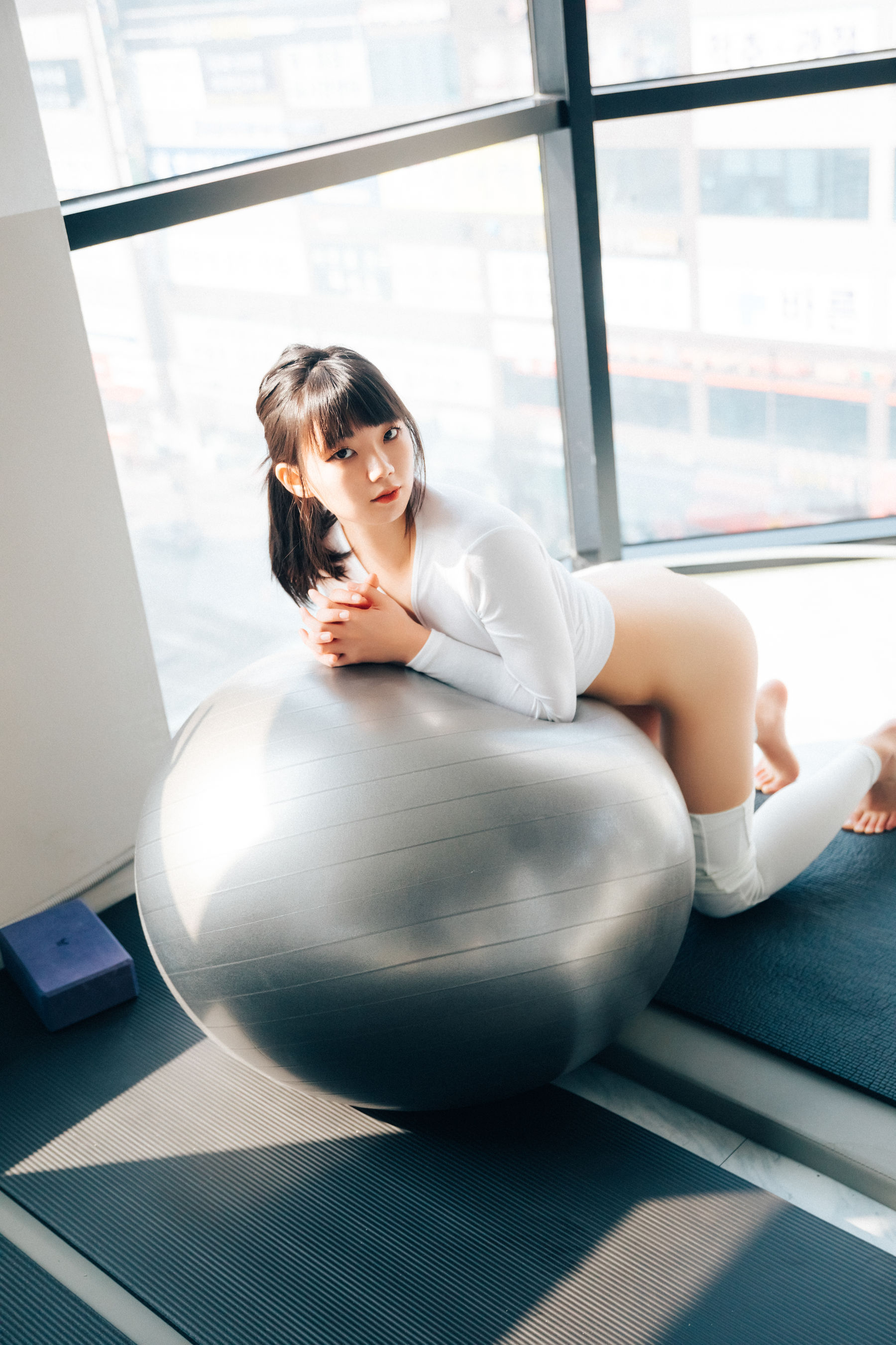 [Loozy]  Kissme - Strip Fitness