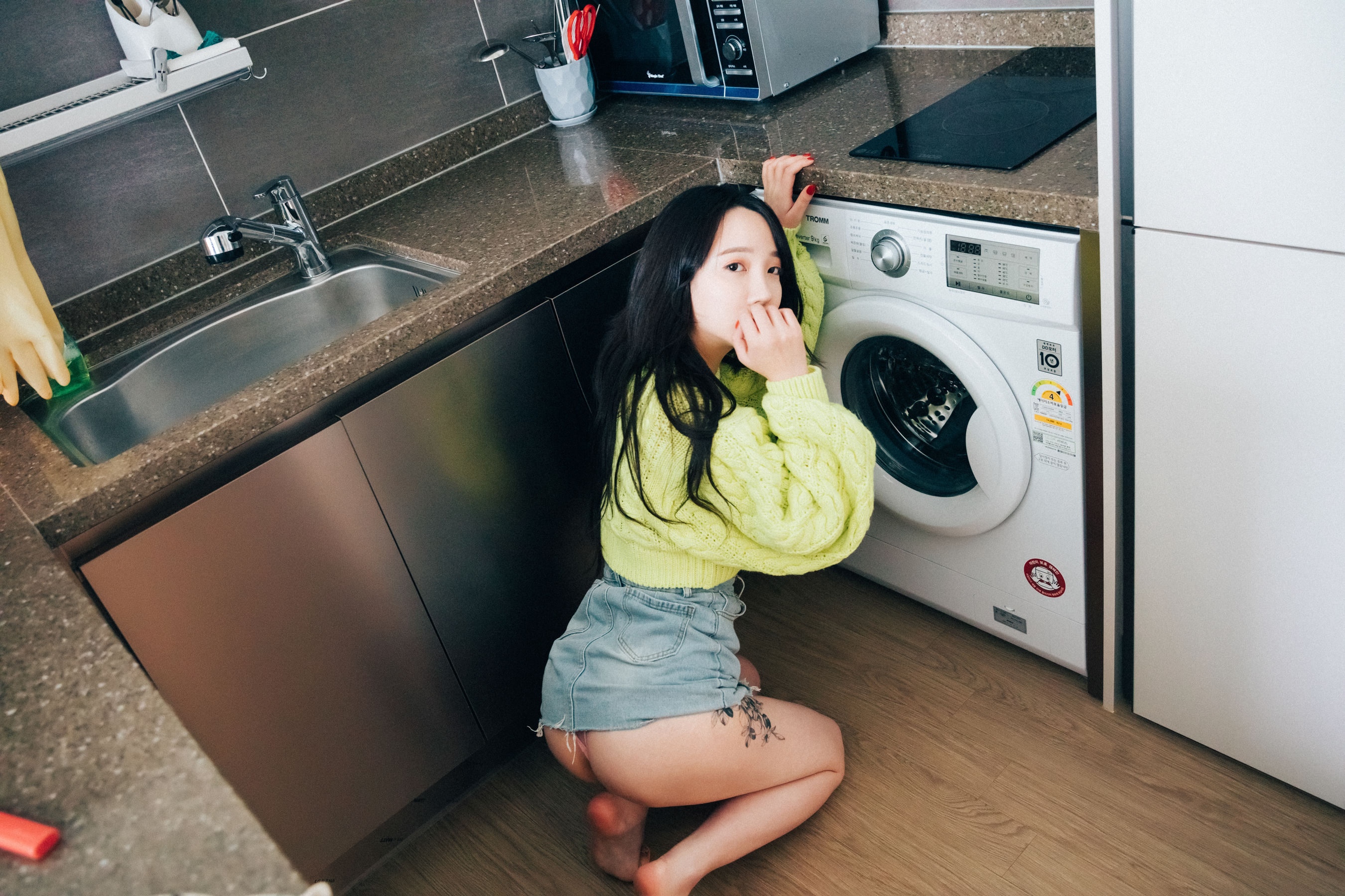 [LOOZY]  Yeeun - Travel Partner Gwangalli