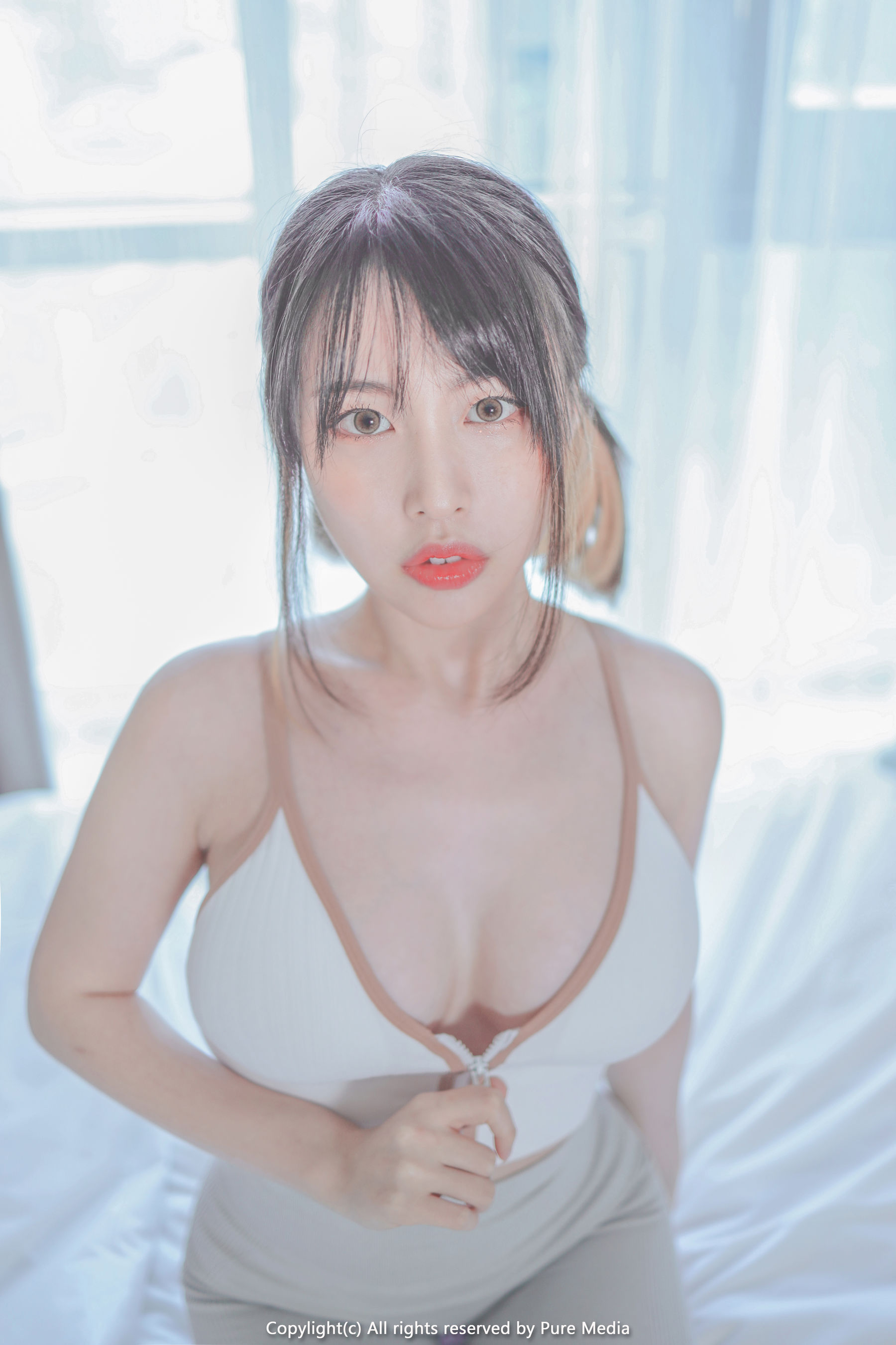 [PURE MEDIA] Vol.103 - Uhye