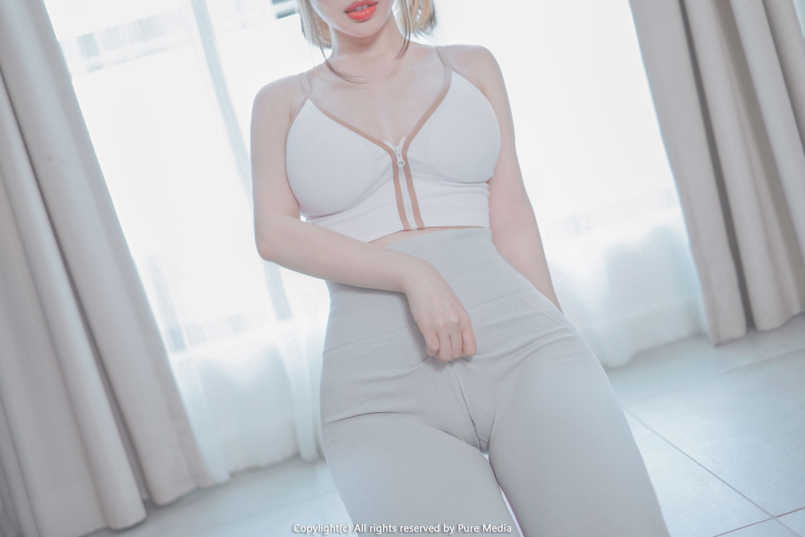 [PURE MEDIA] Vol.103 - Uhye