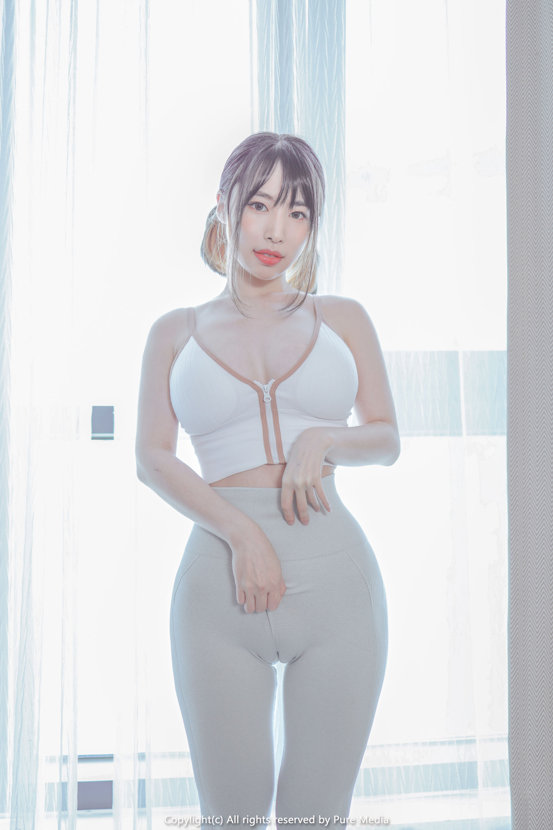 [PURE MEDIA] Vol.103 - Uhye
