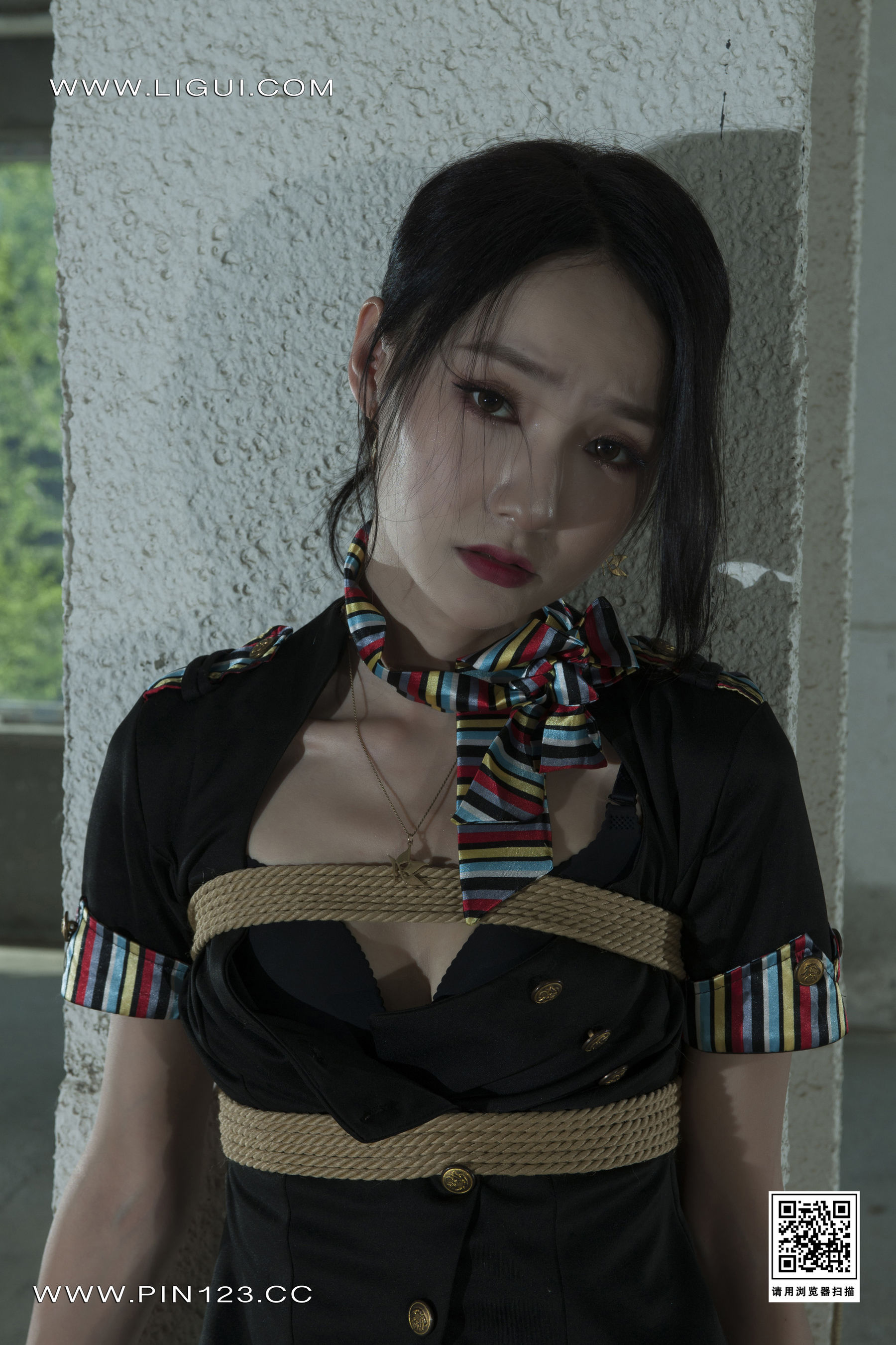 [丽柜Ligui]  心心 劫持空姐