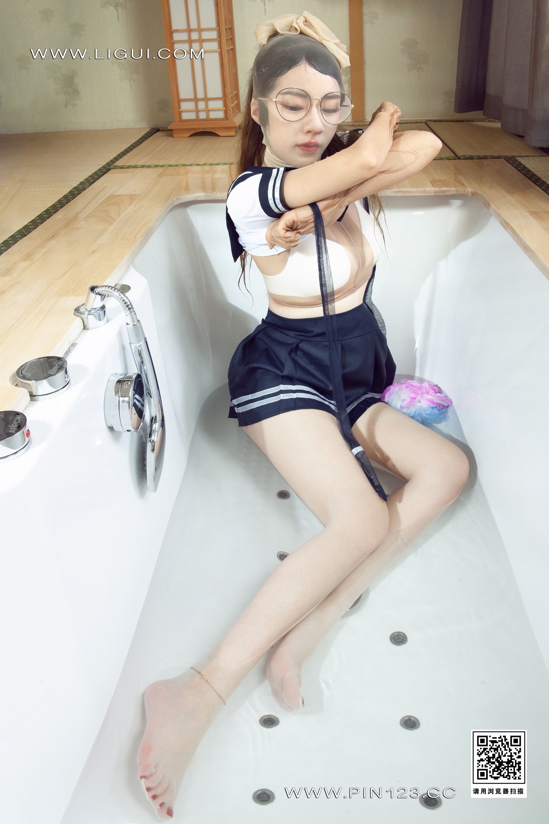 [丽柜Ligui]  汐汐 香浴丝颜