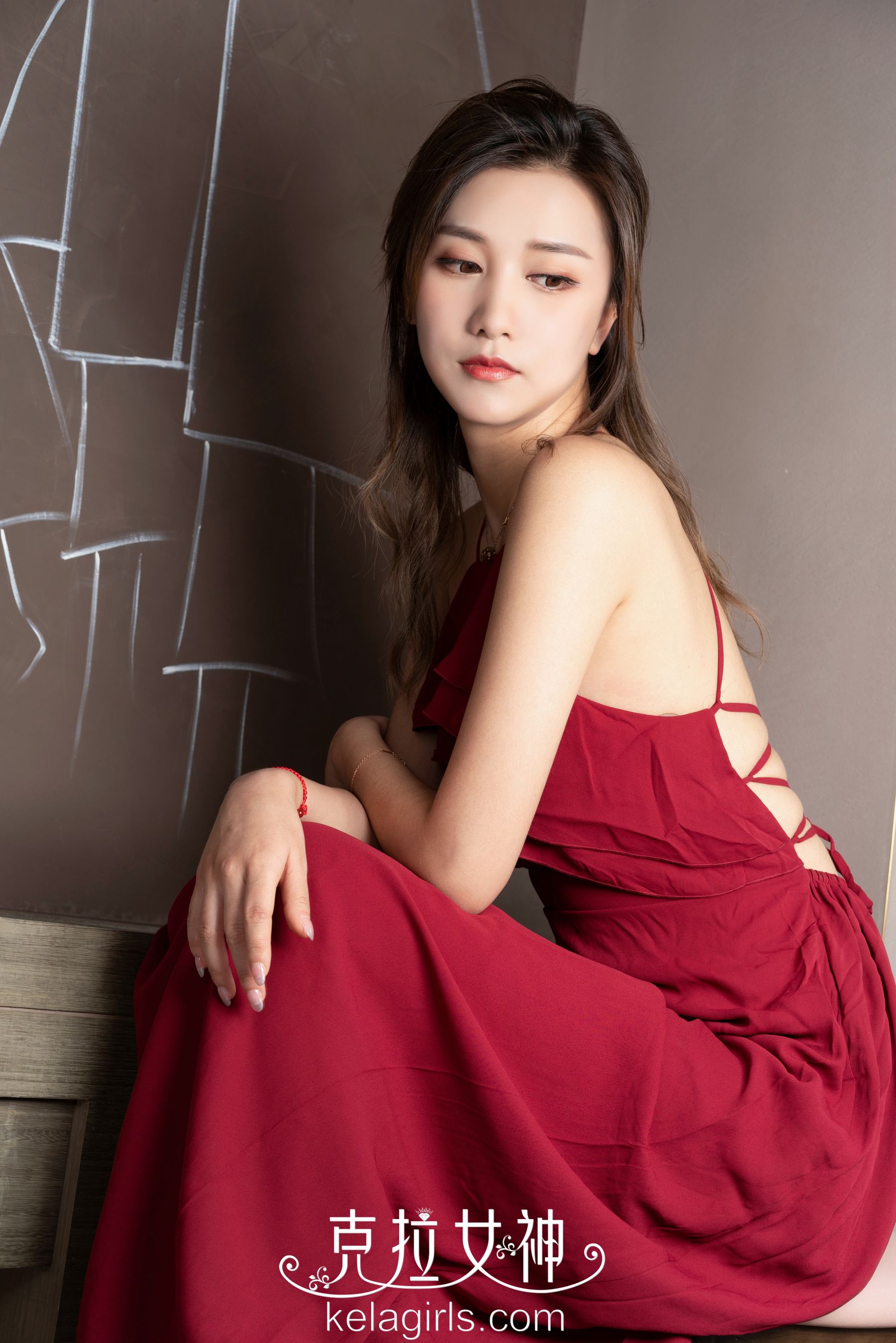 [克拉女神Kelagirls]  慕菲 含情凝睇