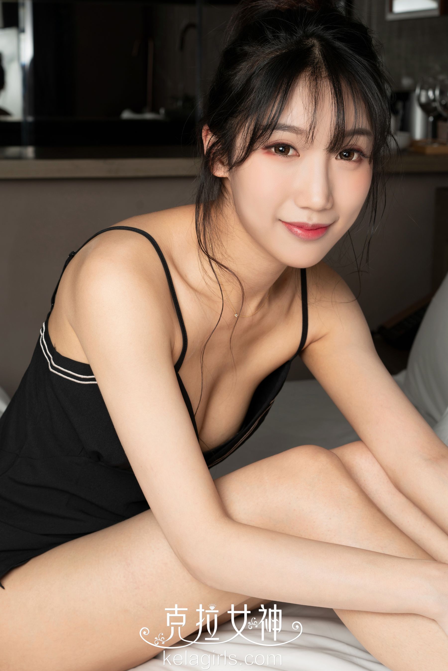 [克拉女神Kelagirls]  佳莹 含娇倚榻