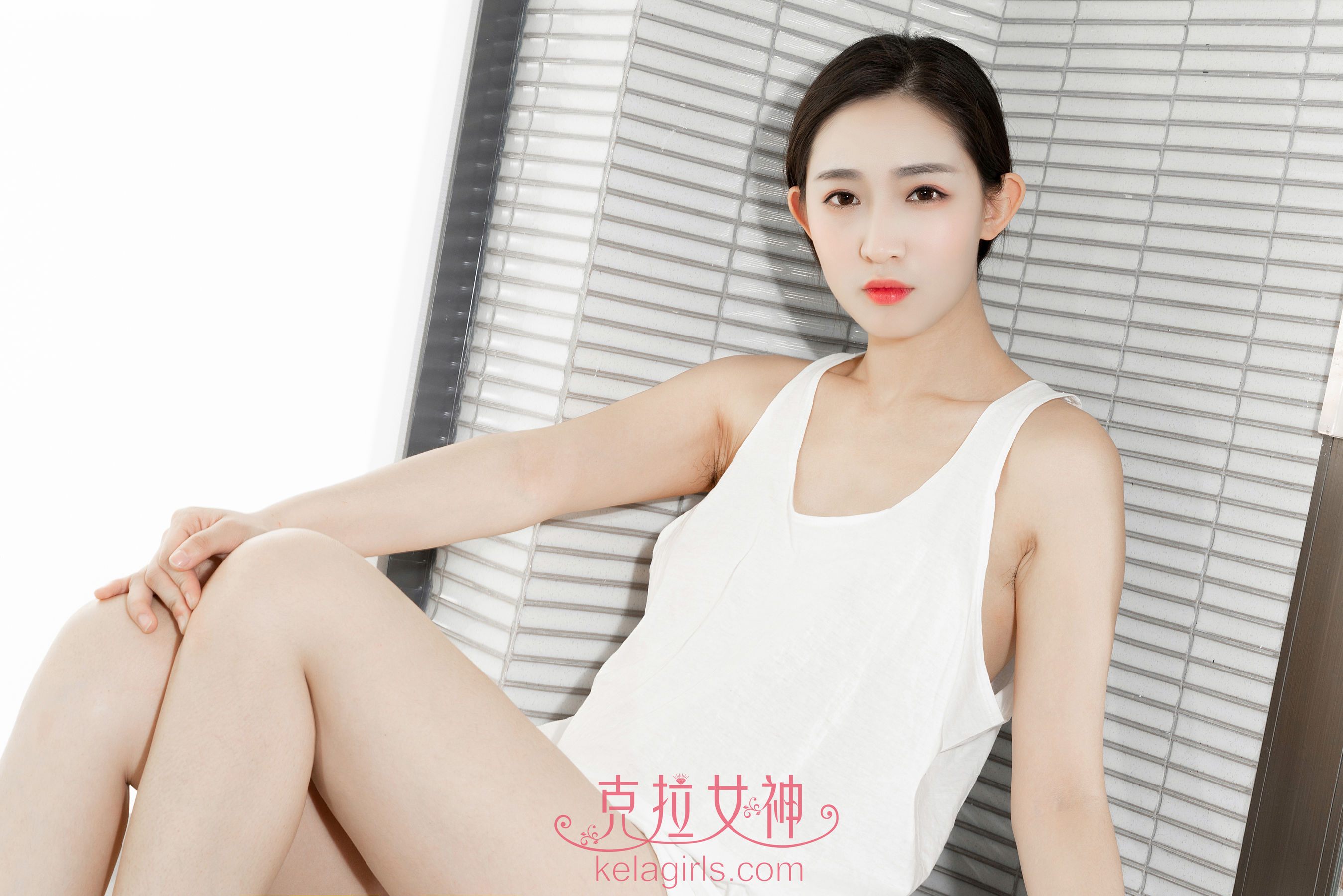 [克拉女神Kelagirls]  姜璐 宽松白背心