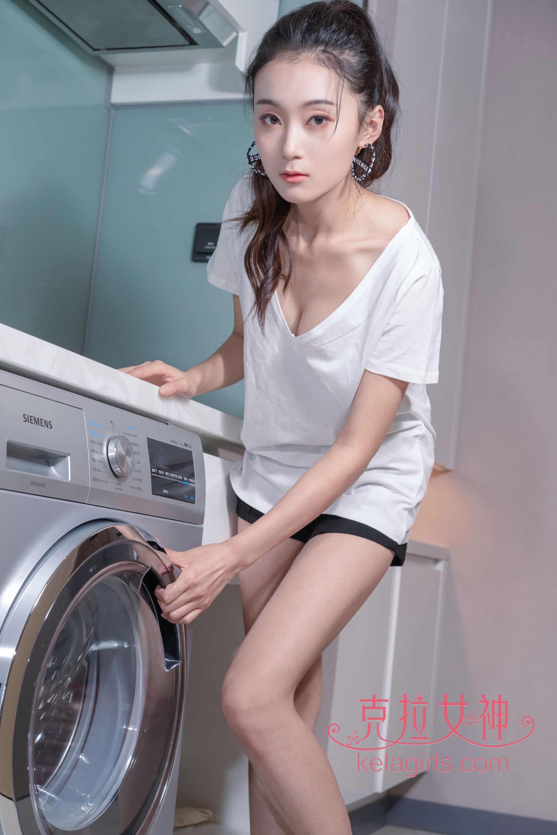 [克拉女神Kelagirls]  赵敏 脱丝洗袜