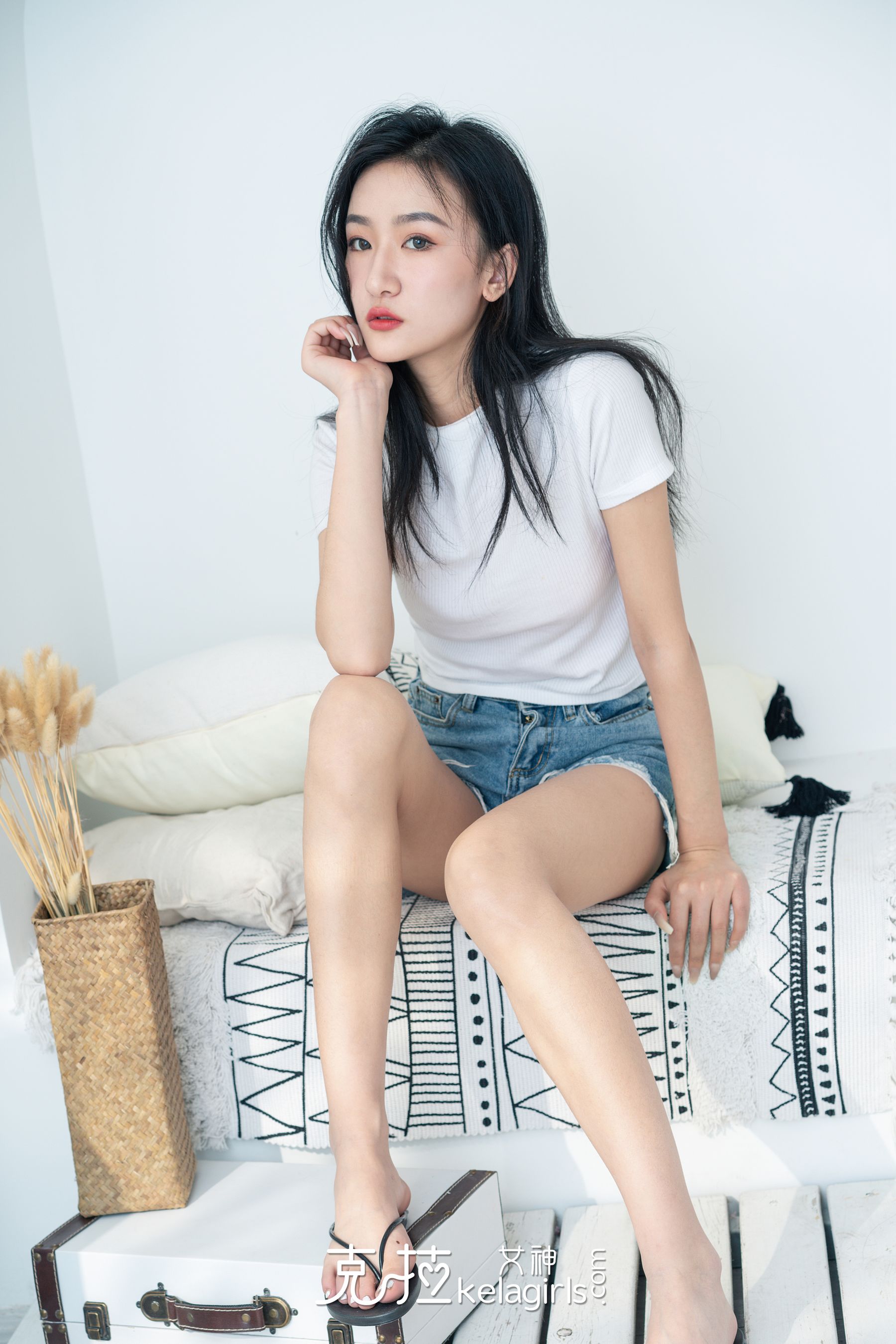 [克拉女神Kelagirls]  燕妮 简约凉拖