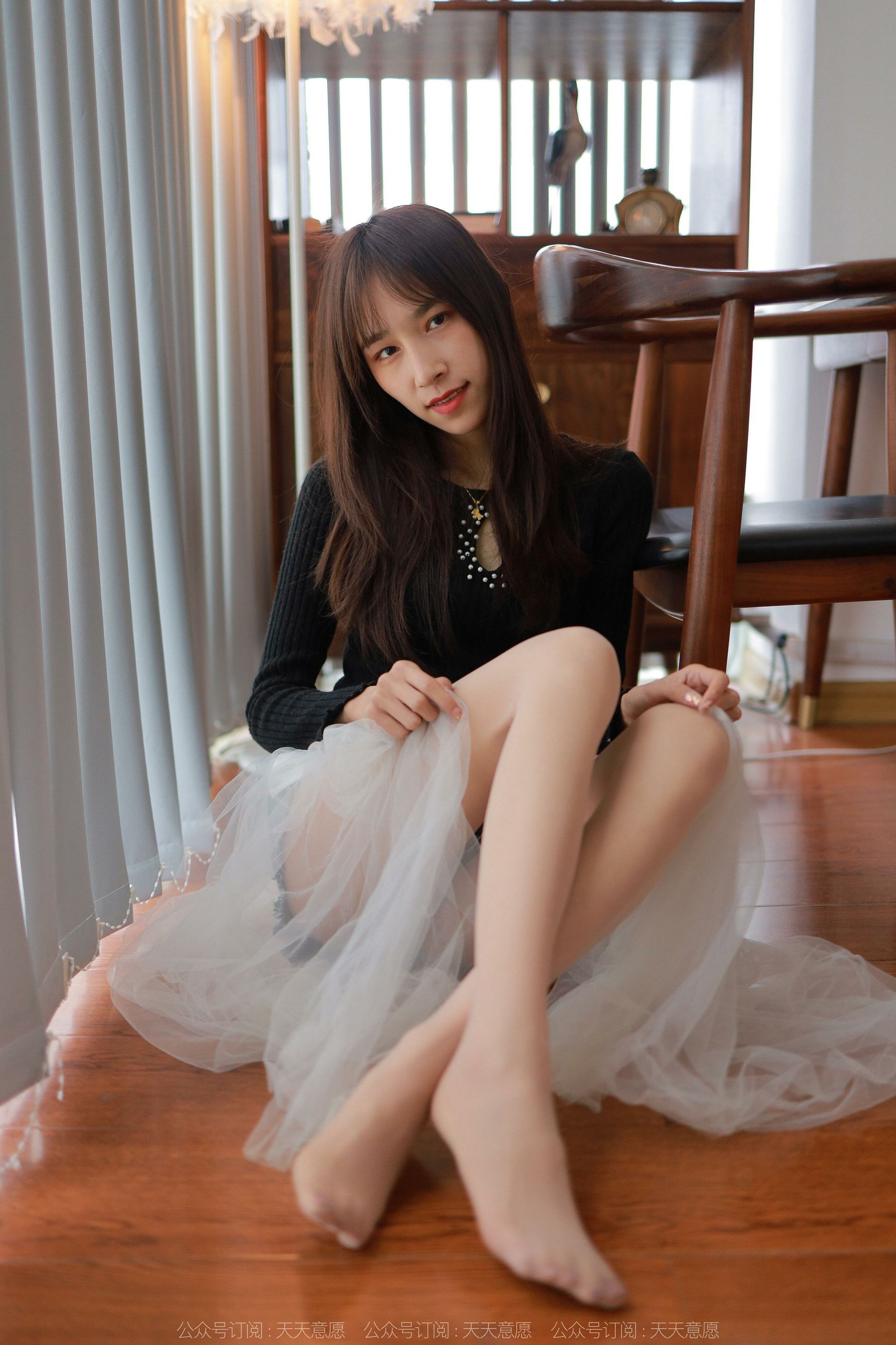 [异思趣向IESS] 模特：美子 《女追男隔层纱》