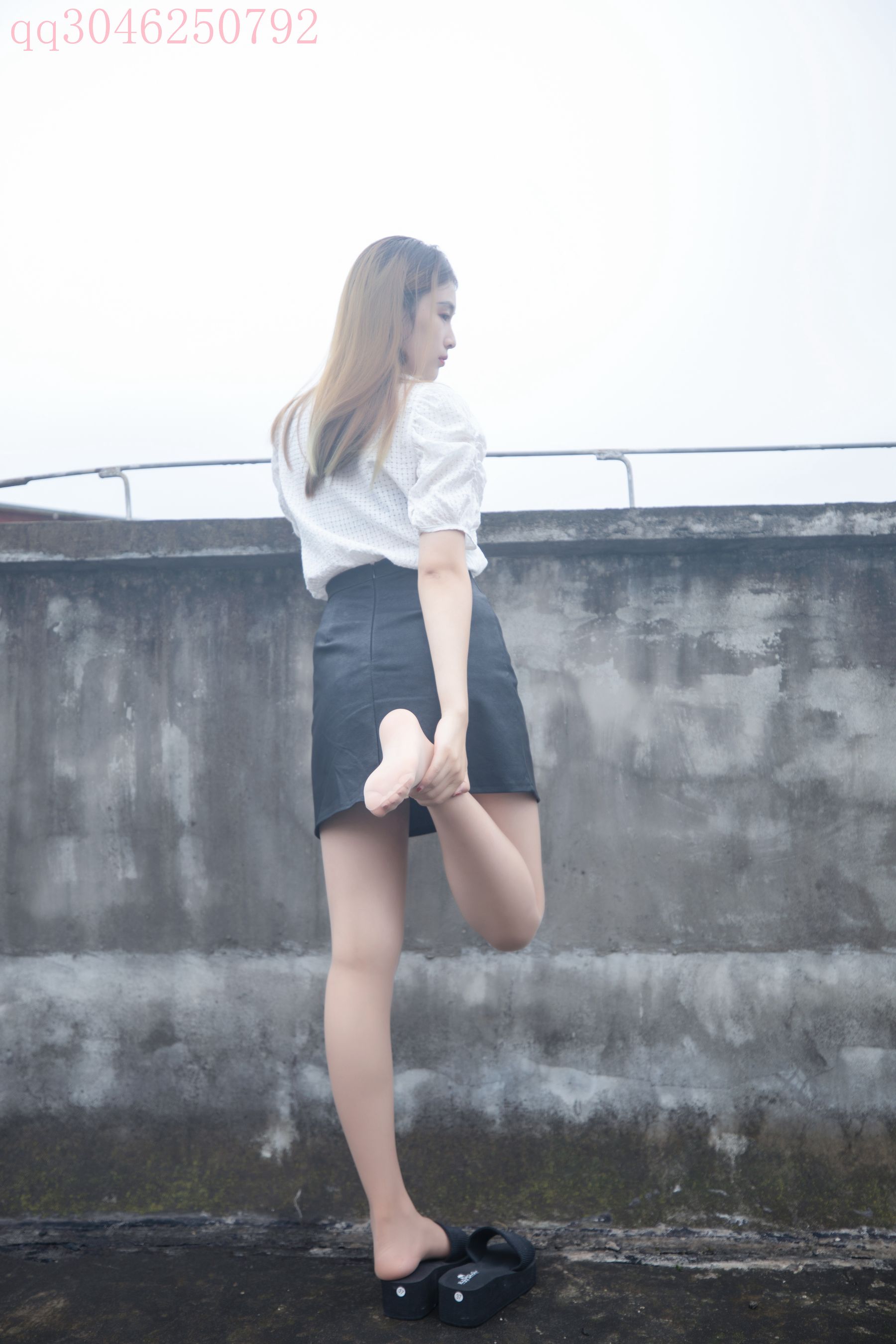 [梦丝女神MSLASS] 王晓瑞 天台肉丝