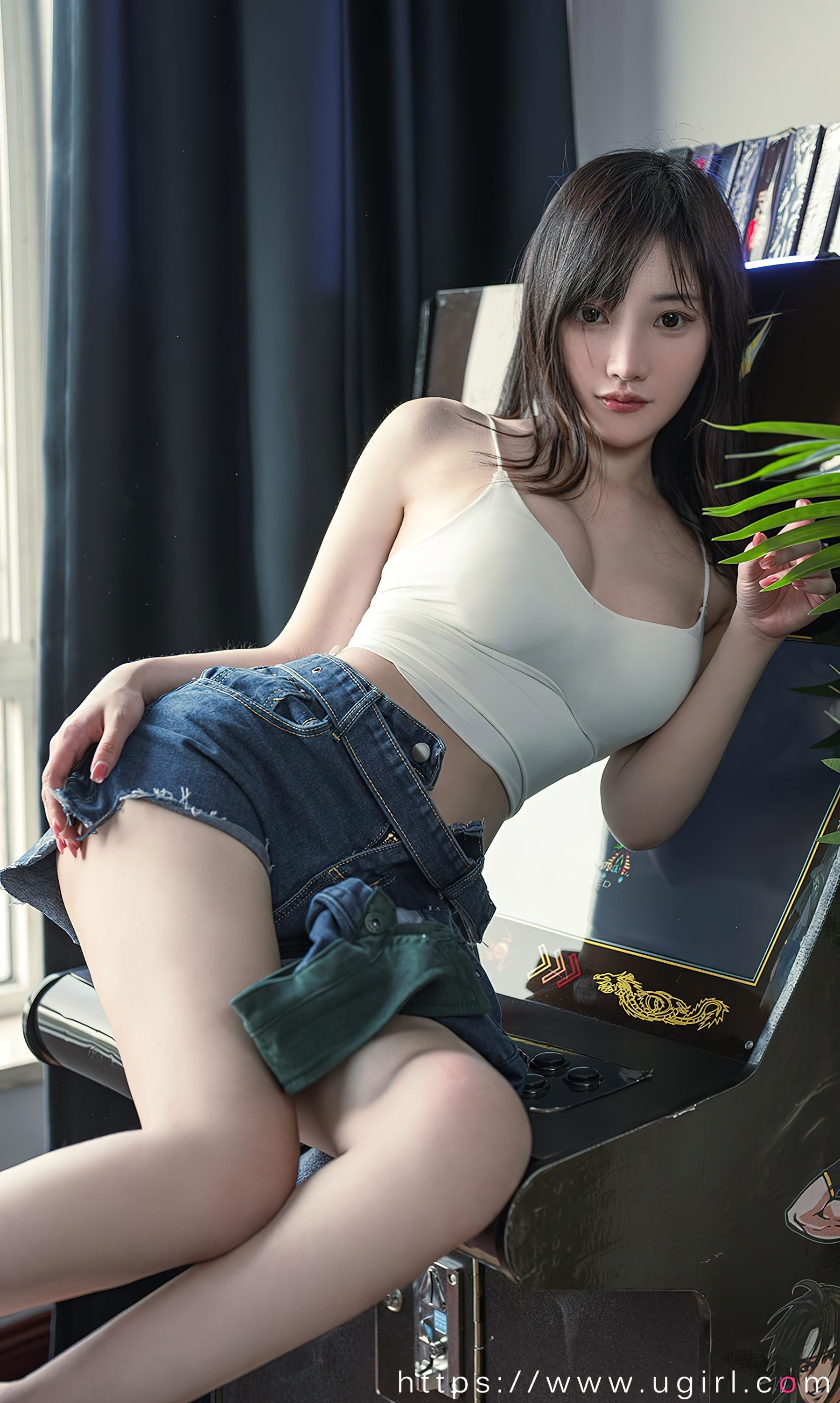 [爱尤物Ugirls] No.2376 西门小玉 陪伴