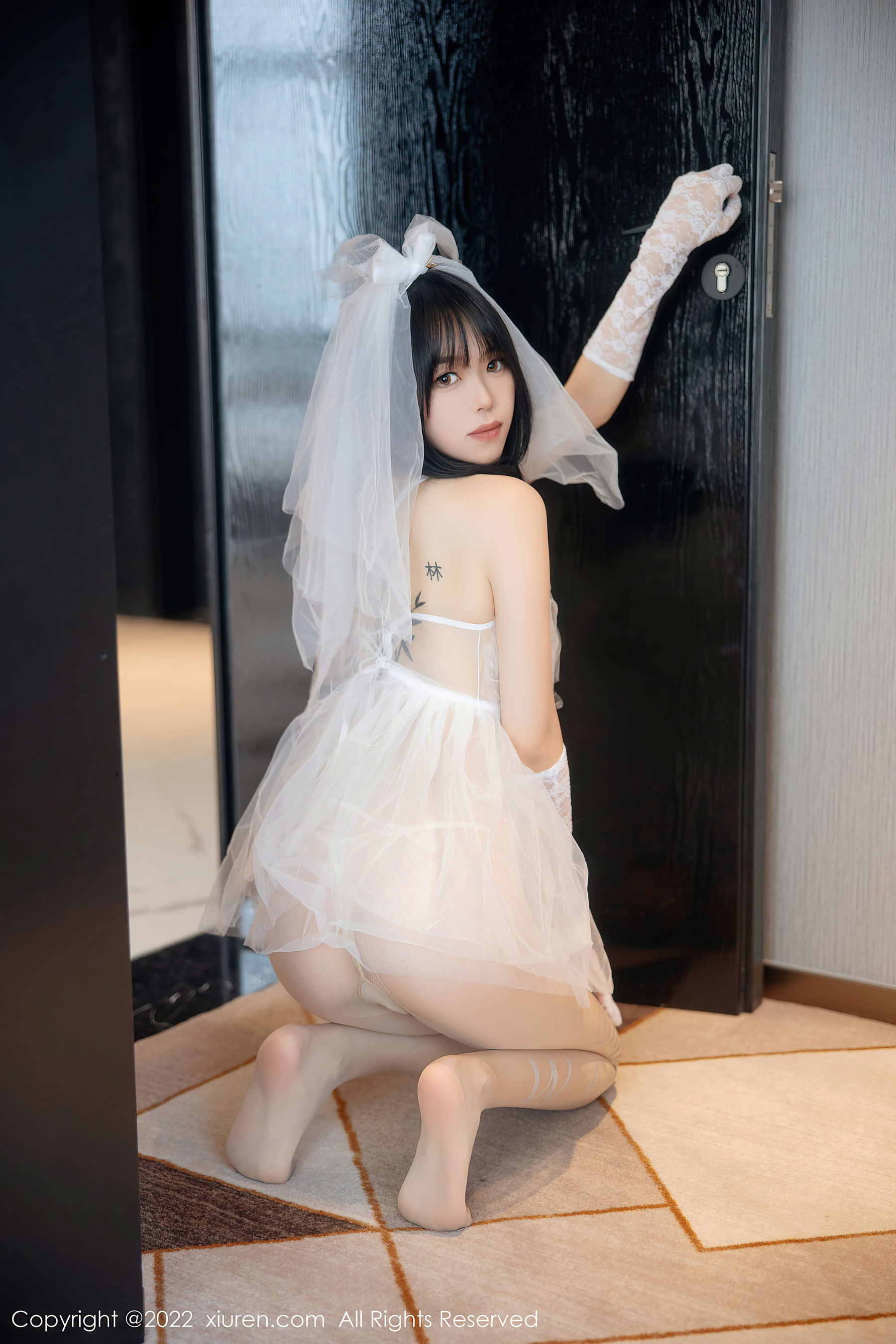 [秀人Xiuren] No.5212 奶瓶