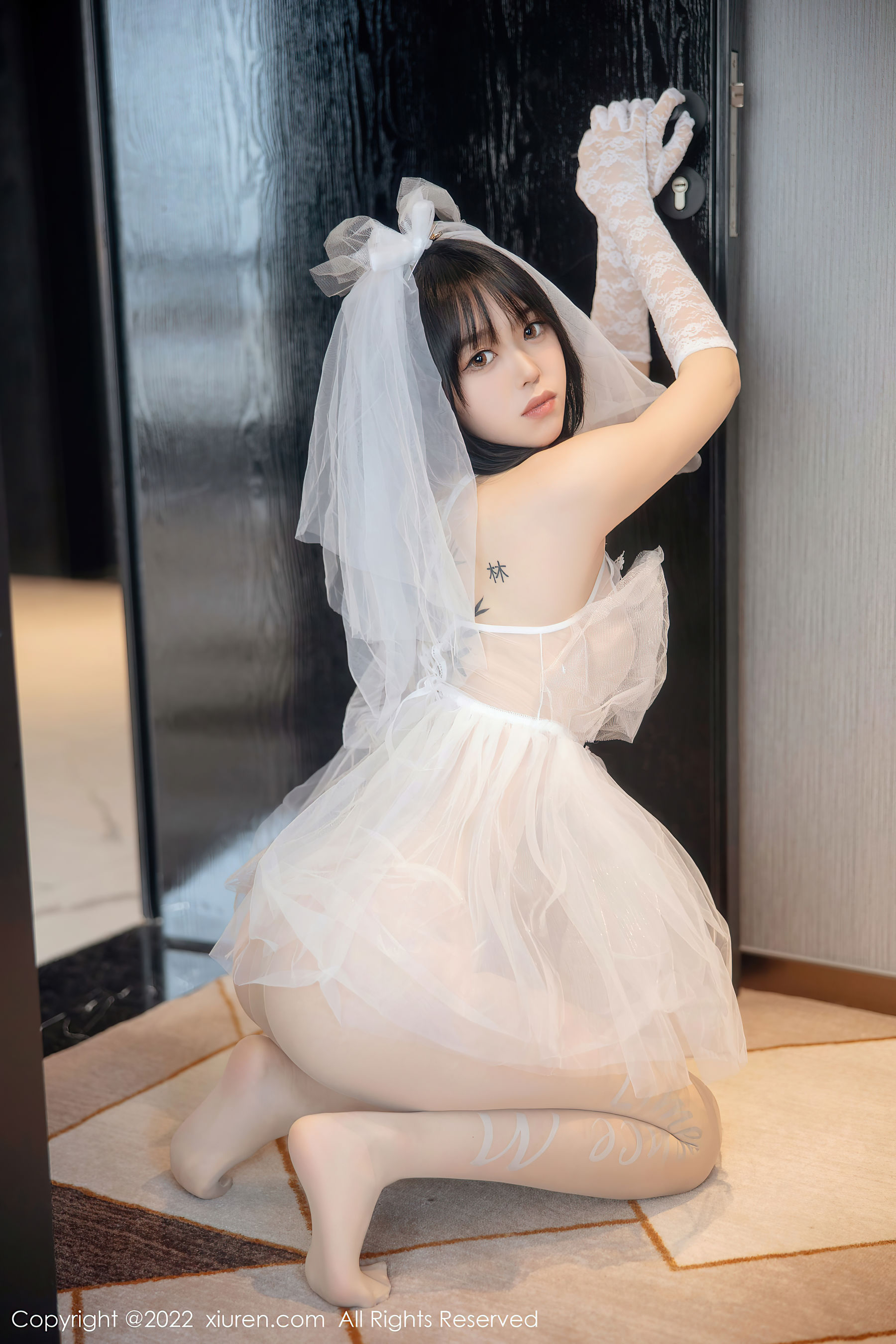 [秀人Xiuren] No.5212 奶瓶