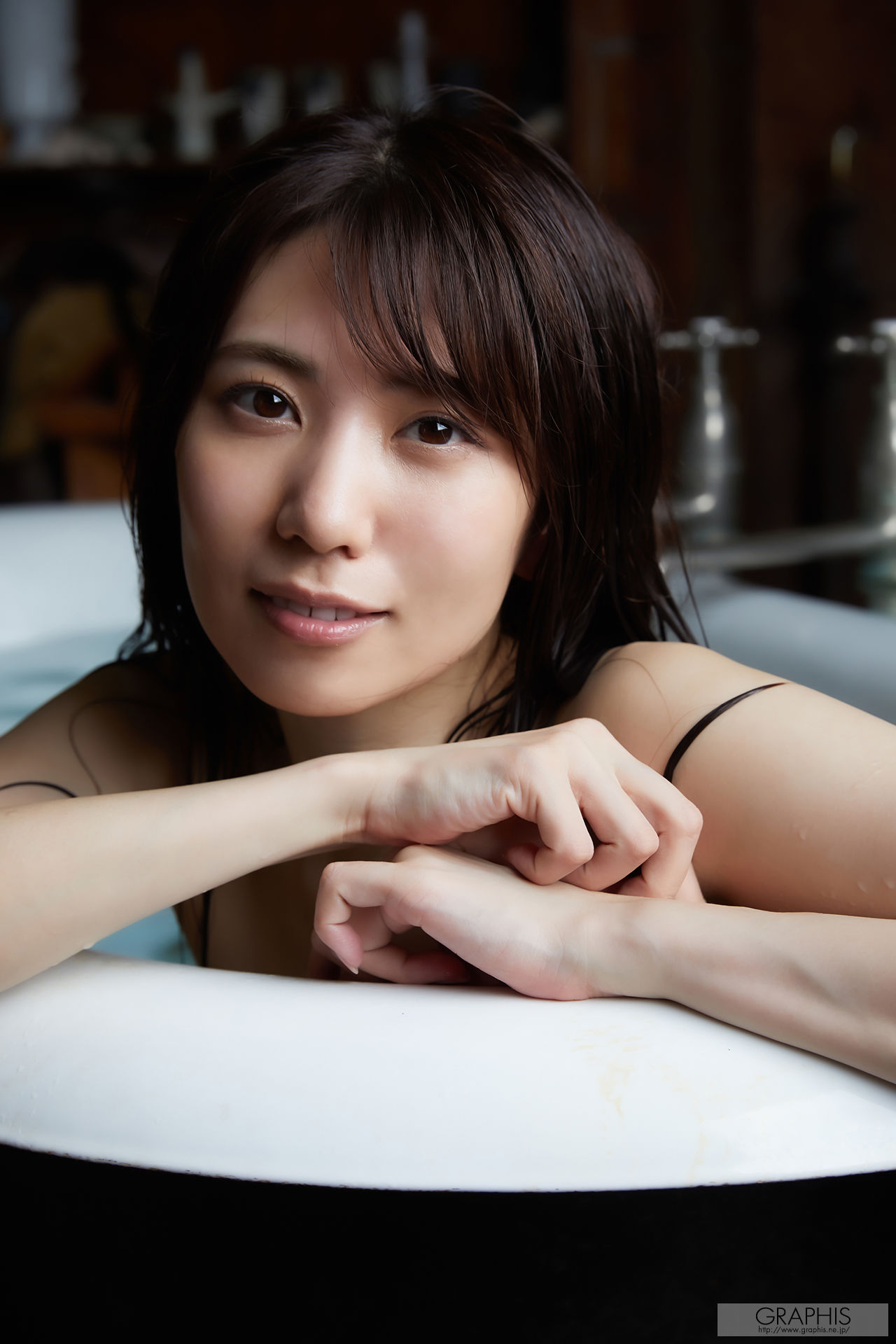 [Graphis Gals] NO.502 Aika Yamagishi 山岸逢花 Reflection