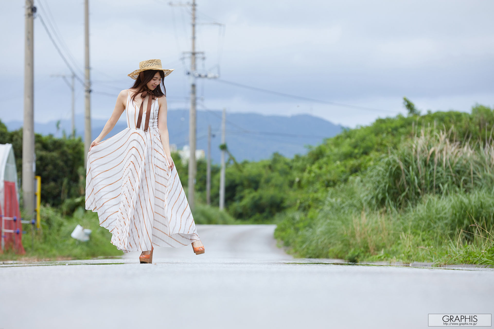 [Graphis Gals] NO.502 Aika Yamagishi 山岸逢花 Reflection