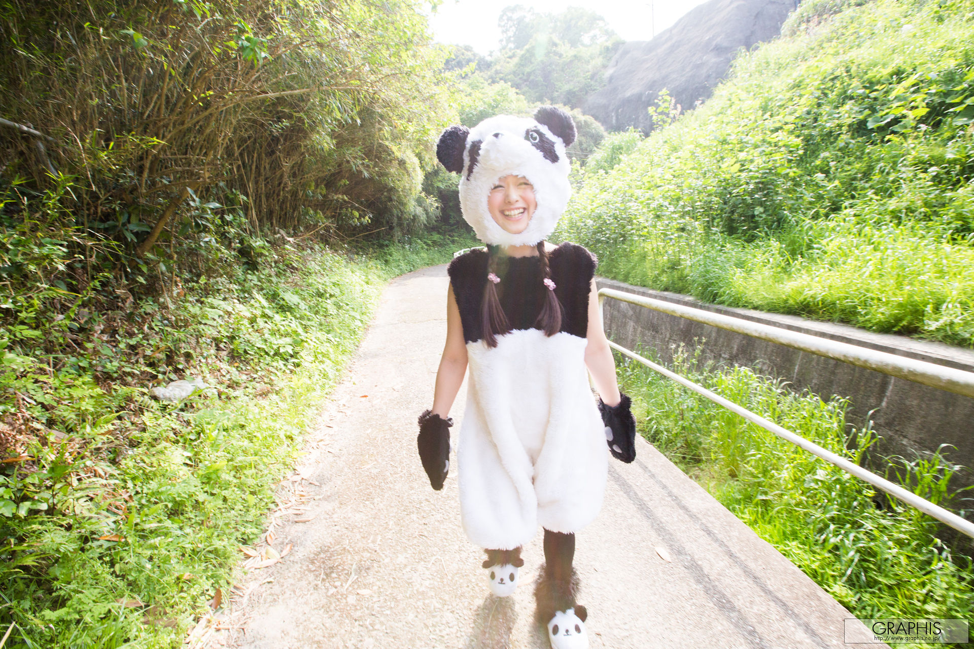 [Graphis] Special - Marina Shiraishi 白石茉莉奈 SPECIAL LIMITED GALLERY