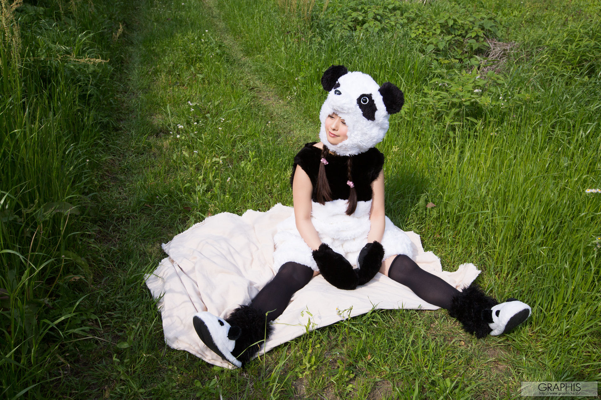 [Graphis] Special - Marina Shiraishi 白石茉莉奈 SPECIAL LIMITED GALLERY