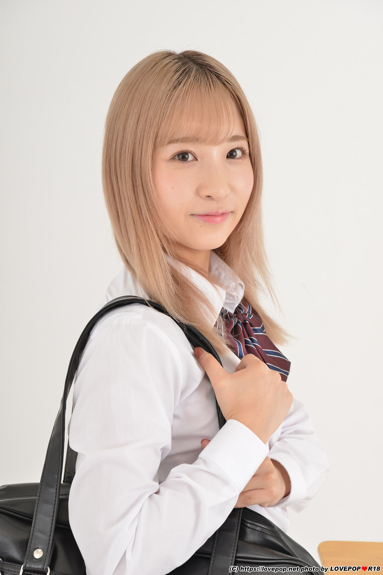 [LOVEPOP] Noa Eikawa 栄川乃亜 Photoset 06