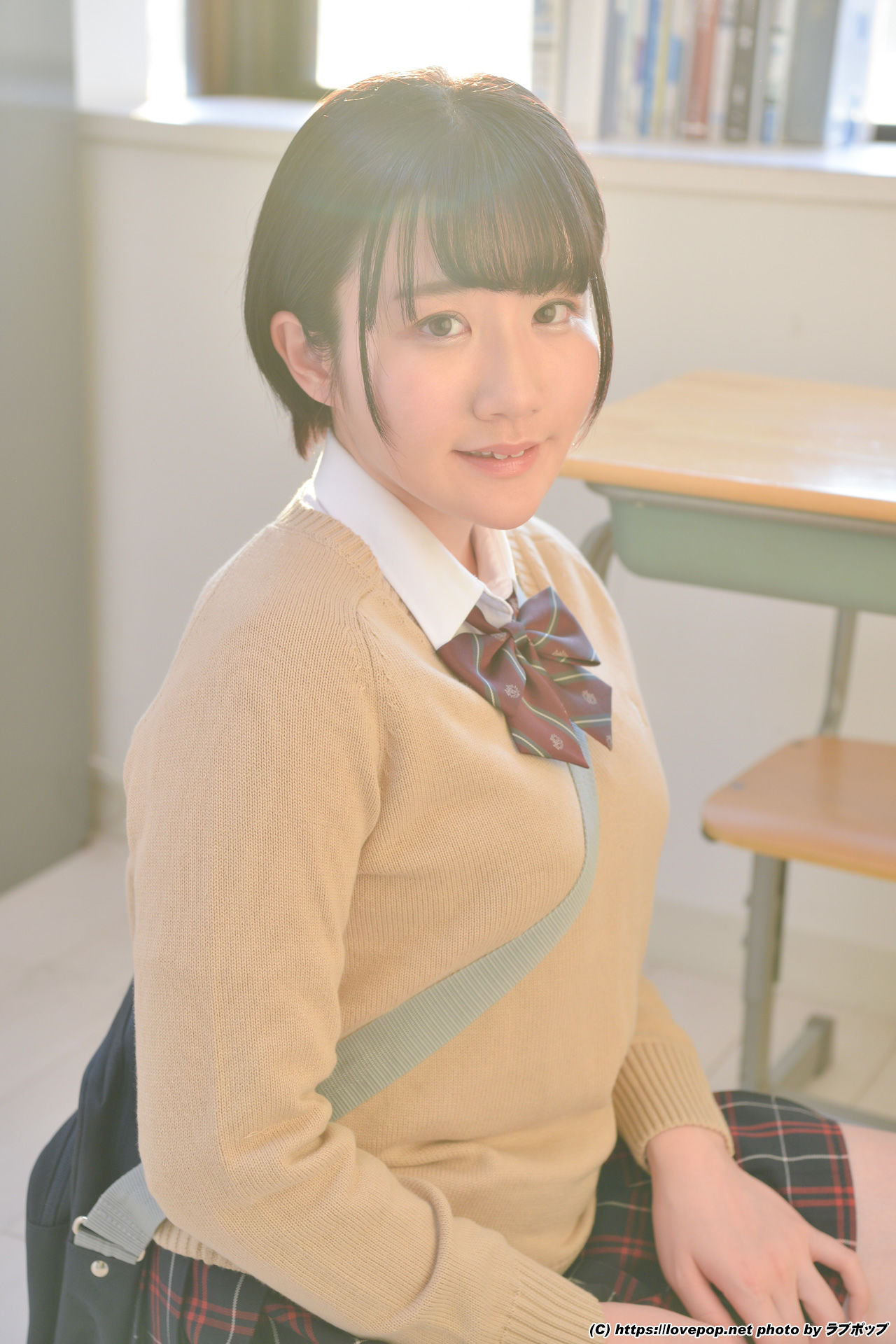 [LOVEPOP] Umi Higashino 東野羽海 Photoset 02
