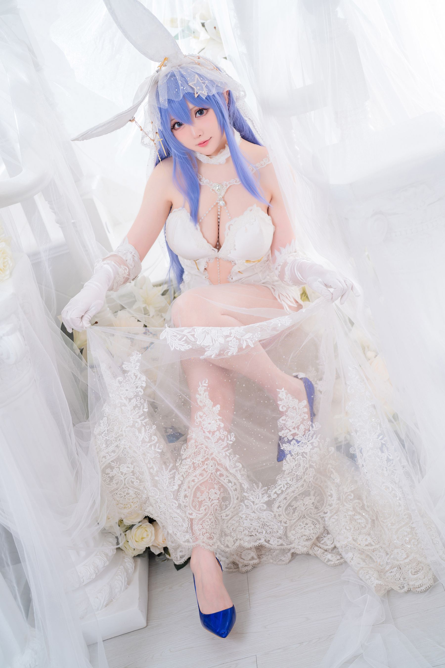 [福利COS] Coser小姐姐星之迟迟 - 碧蓝航线 花园